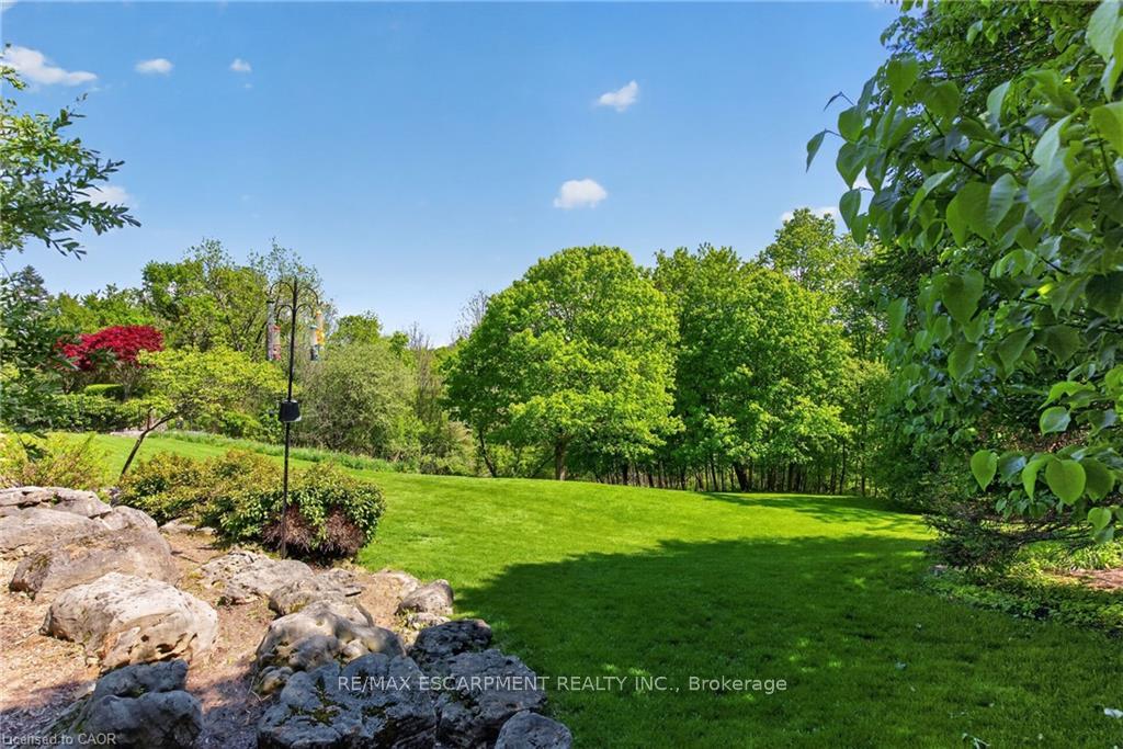 Photo 46 of 120 Jerome Park Drive, Hamilton, Dundas — HOMEH