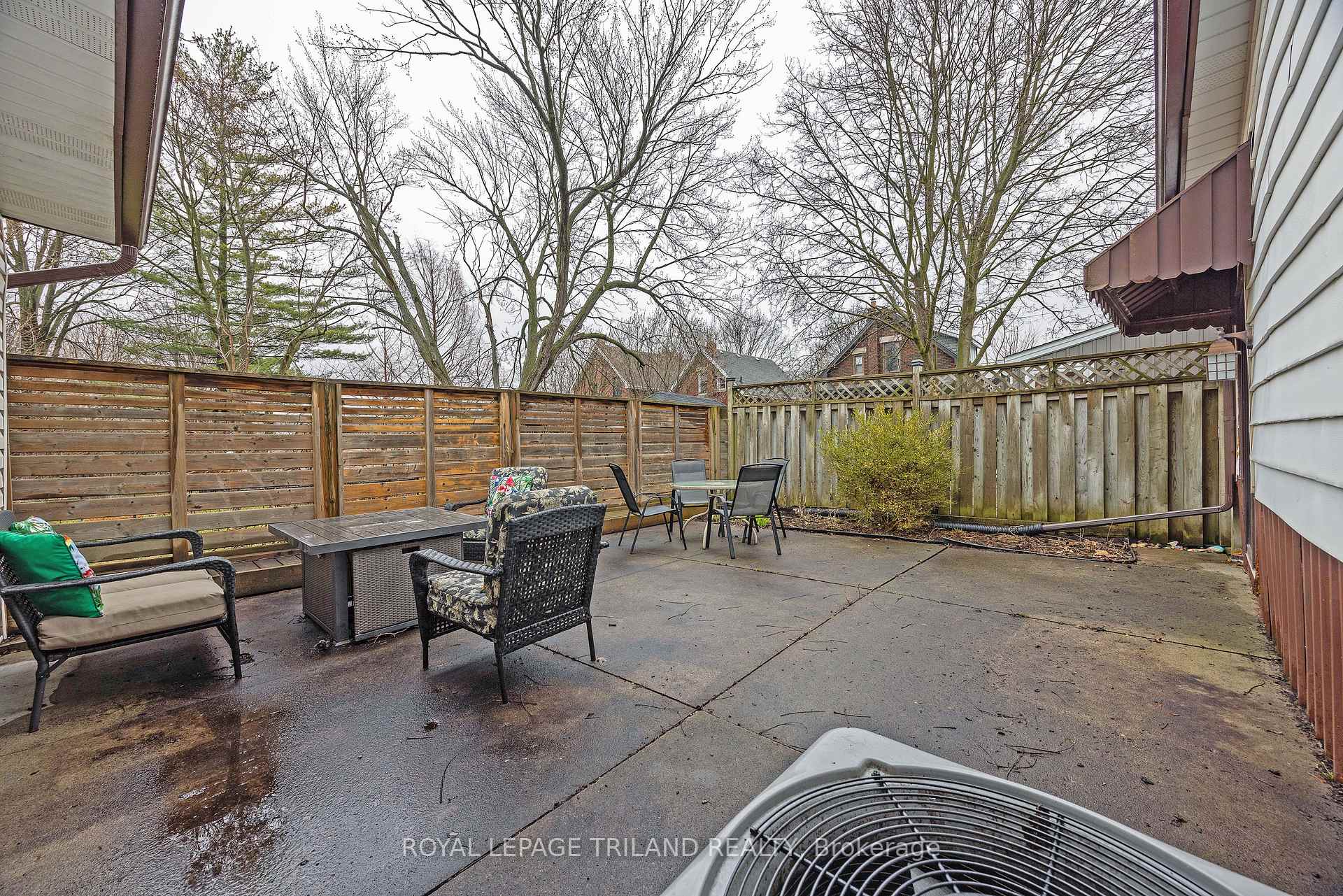 Photo 34 of 208 Edward Street, London, South F — HOMEH