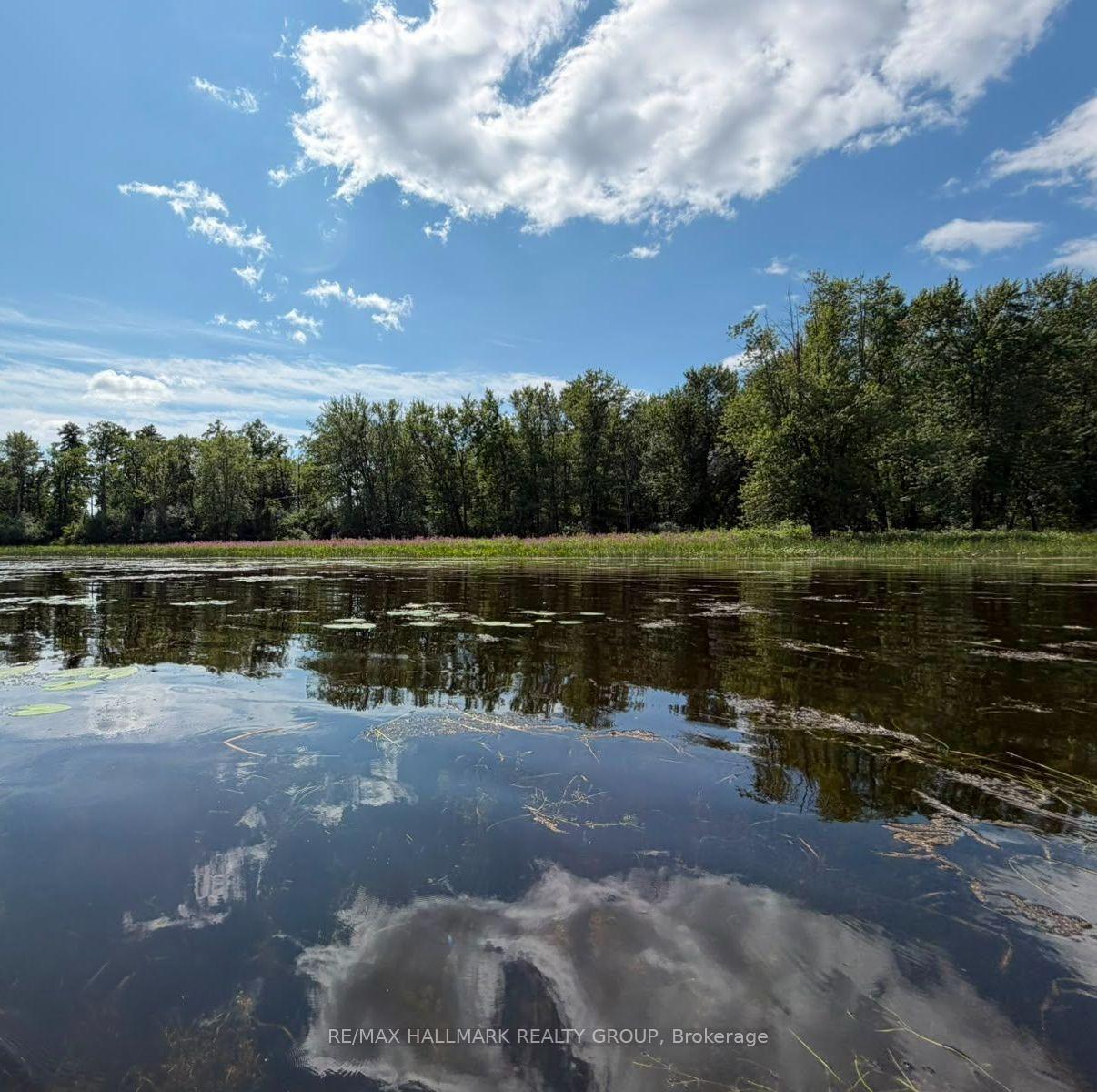 Photo 2 of 180 Kedey Island, Ottawa, Fitzroy — HOMEH