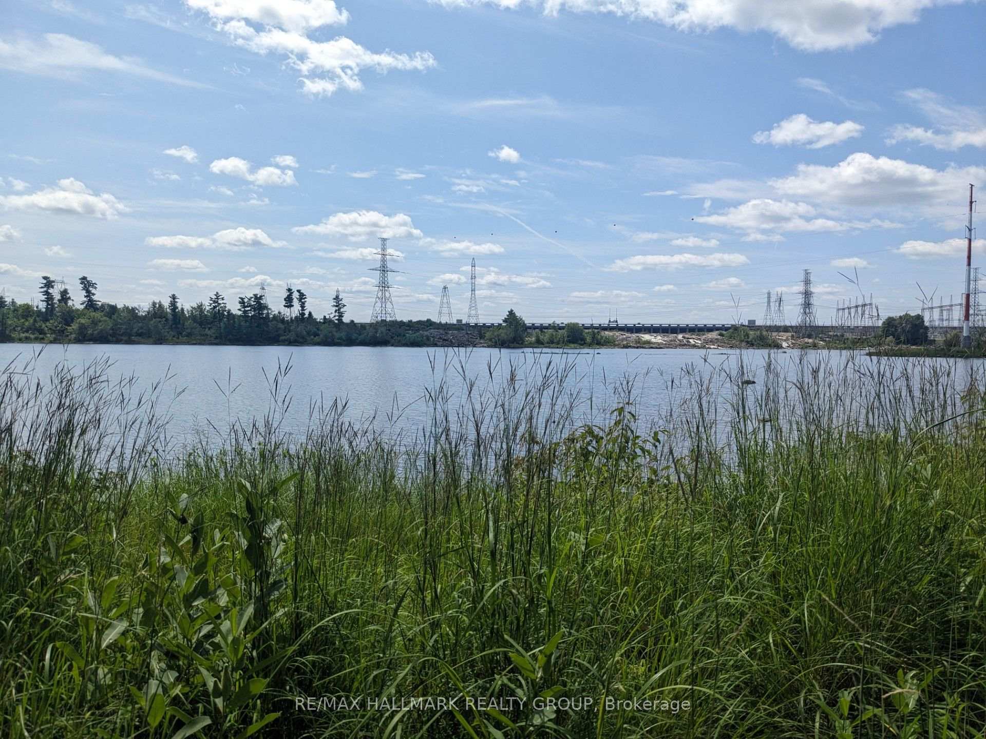 Photo 5 of 180 Kedey Island, Ottawa, Fitzroy — HOMEH