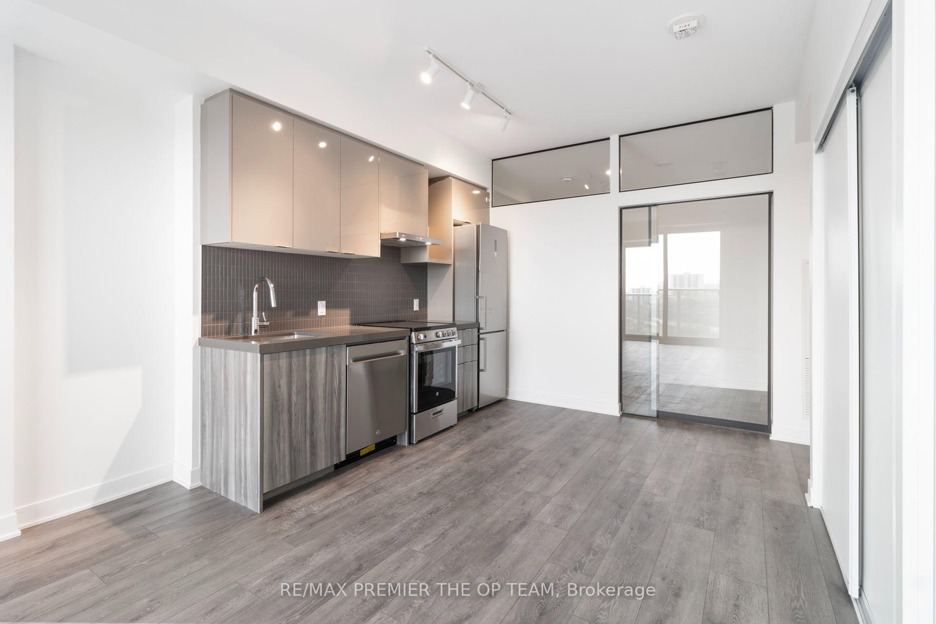 Photo 23 of Unit 1305, 10 Flavelle Trail, Vaughan, Steeles West Industrial — HOMEH
