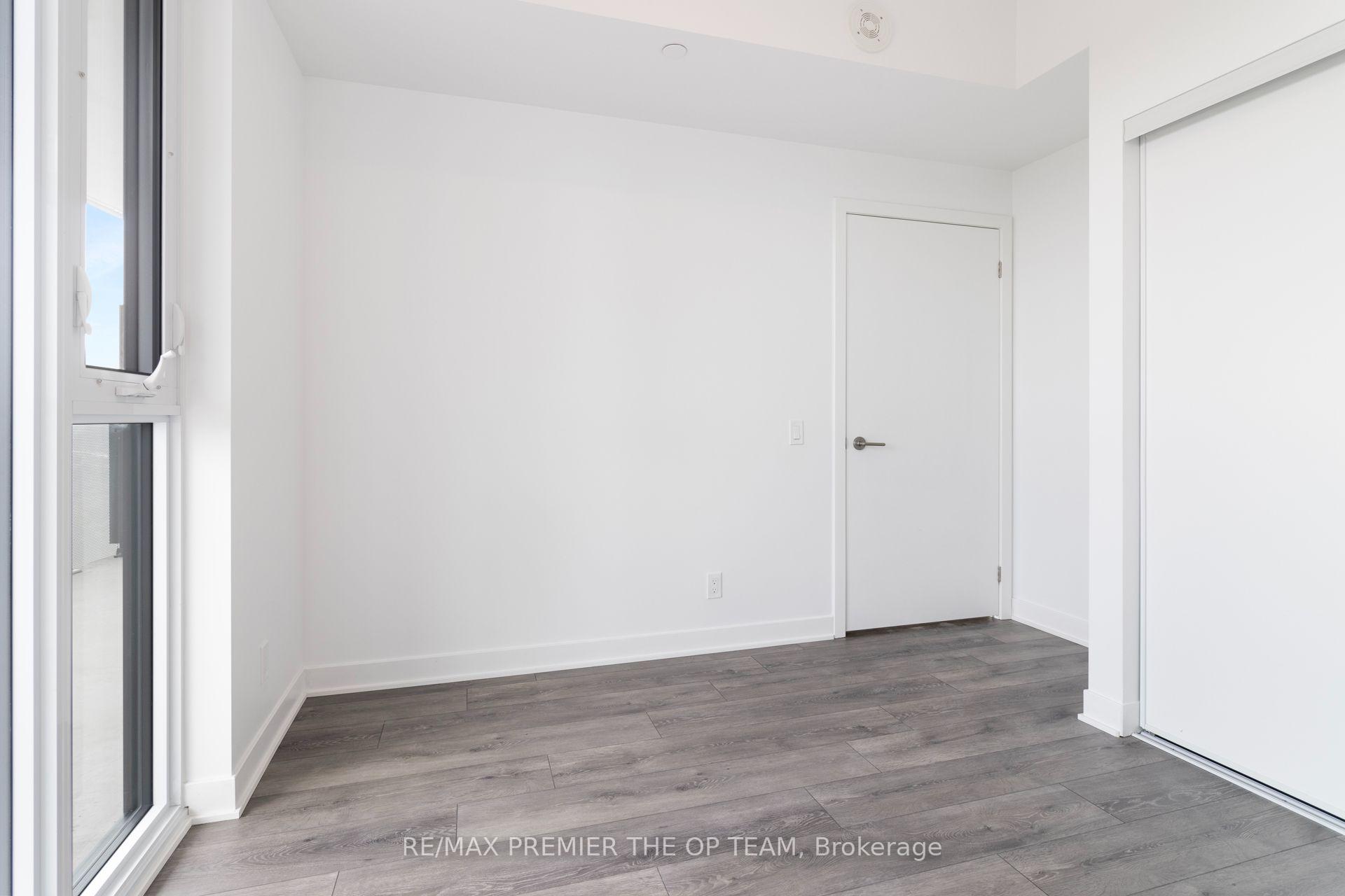 Photo 33 of Unit 1305, 10 Flavelle Trail, Vaughan, Steeles West Industrial — HOMEH
