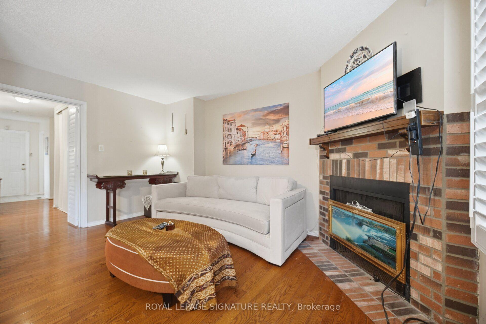 Photo 7 of 1579 Marshcourt Drive, Pickering, Village East — HOMEH