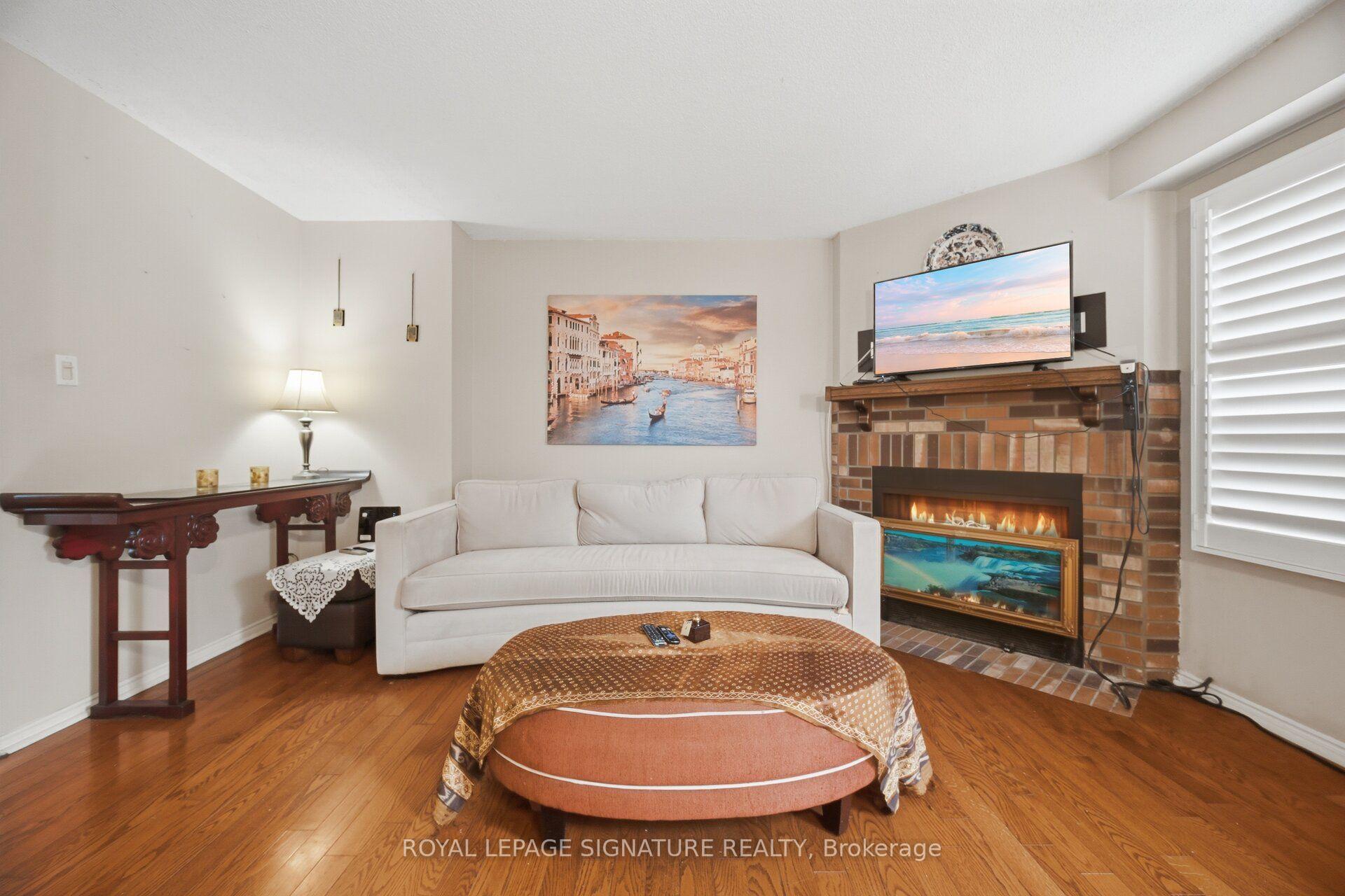 Photo 8 of 1579 Marshcourt Drive, Pickering, Village East — HOMEH