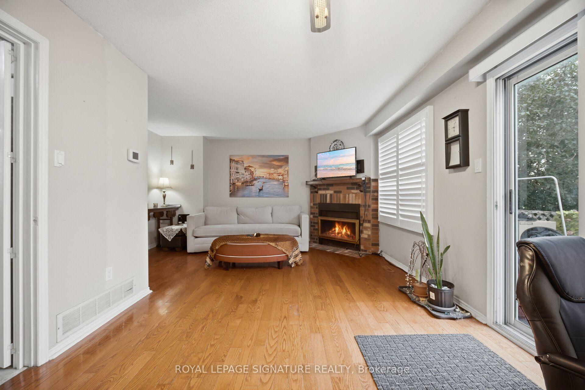 Photo 11 of 1579 Marshcourt Drive, Pickering, Village East — HOMEH