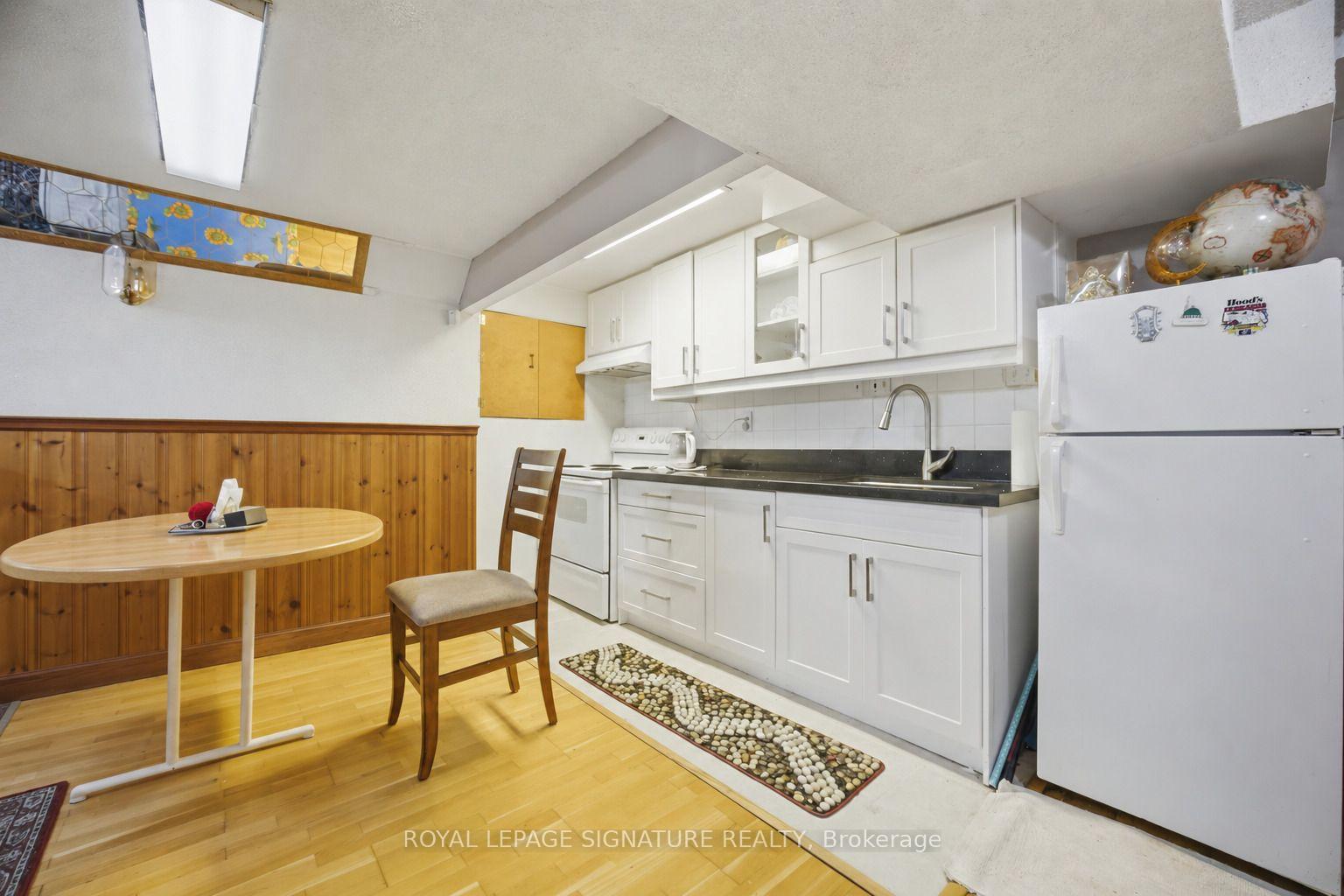 Photo 13 of 1579 Marshcourt Drive, Pickering, Village East — HOMEH