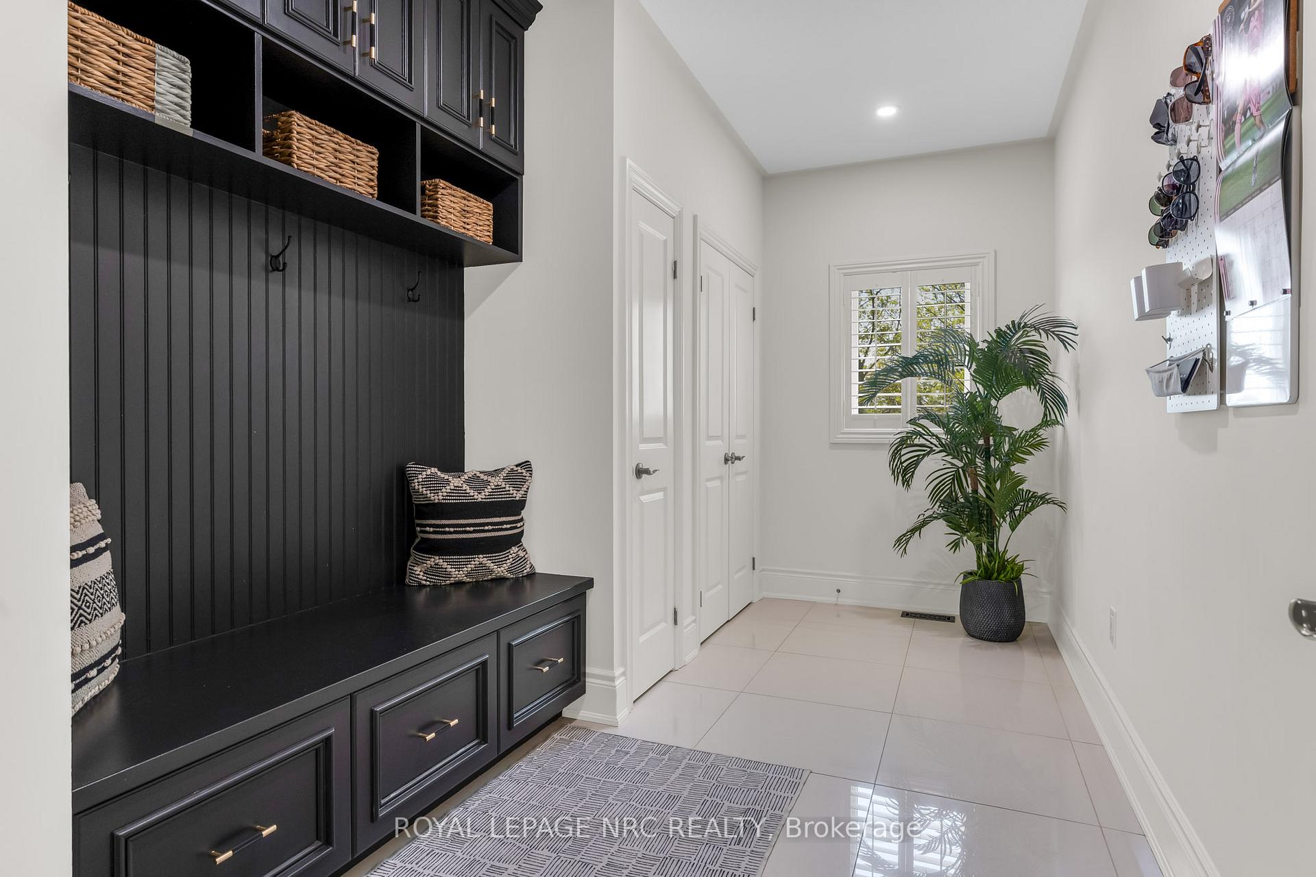 Photo 32 of 34 Marlene Stewart Drive, Pelham, Fonthill — HOMEH