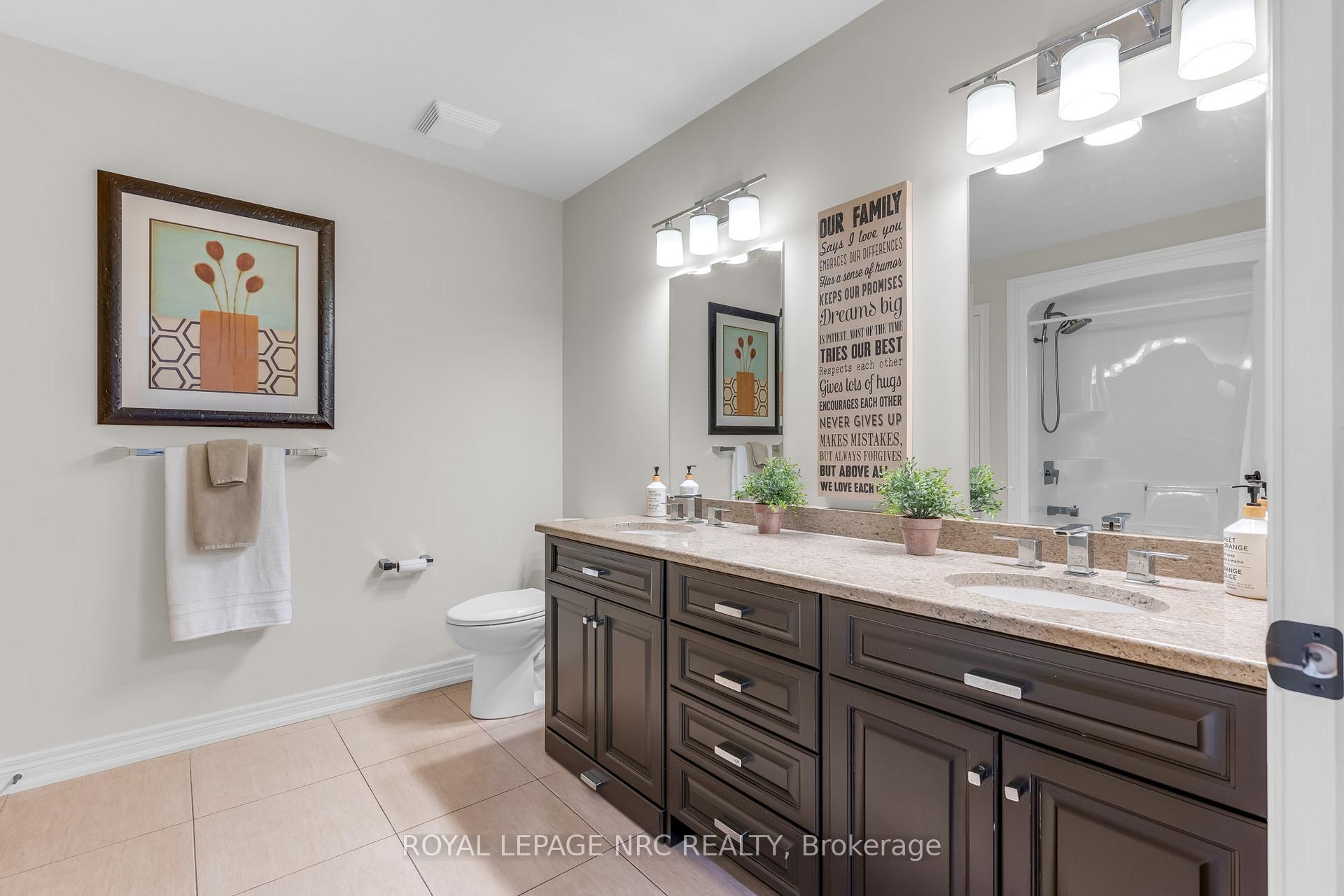 Photo 43 of 34 Marlene Stewart Drive, Pelham, Fonthill — HOMEH