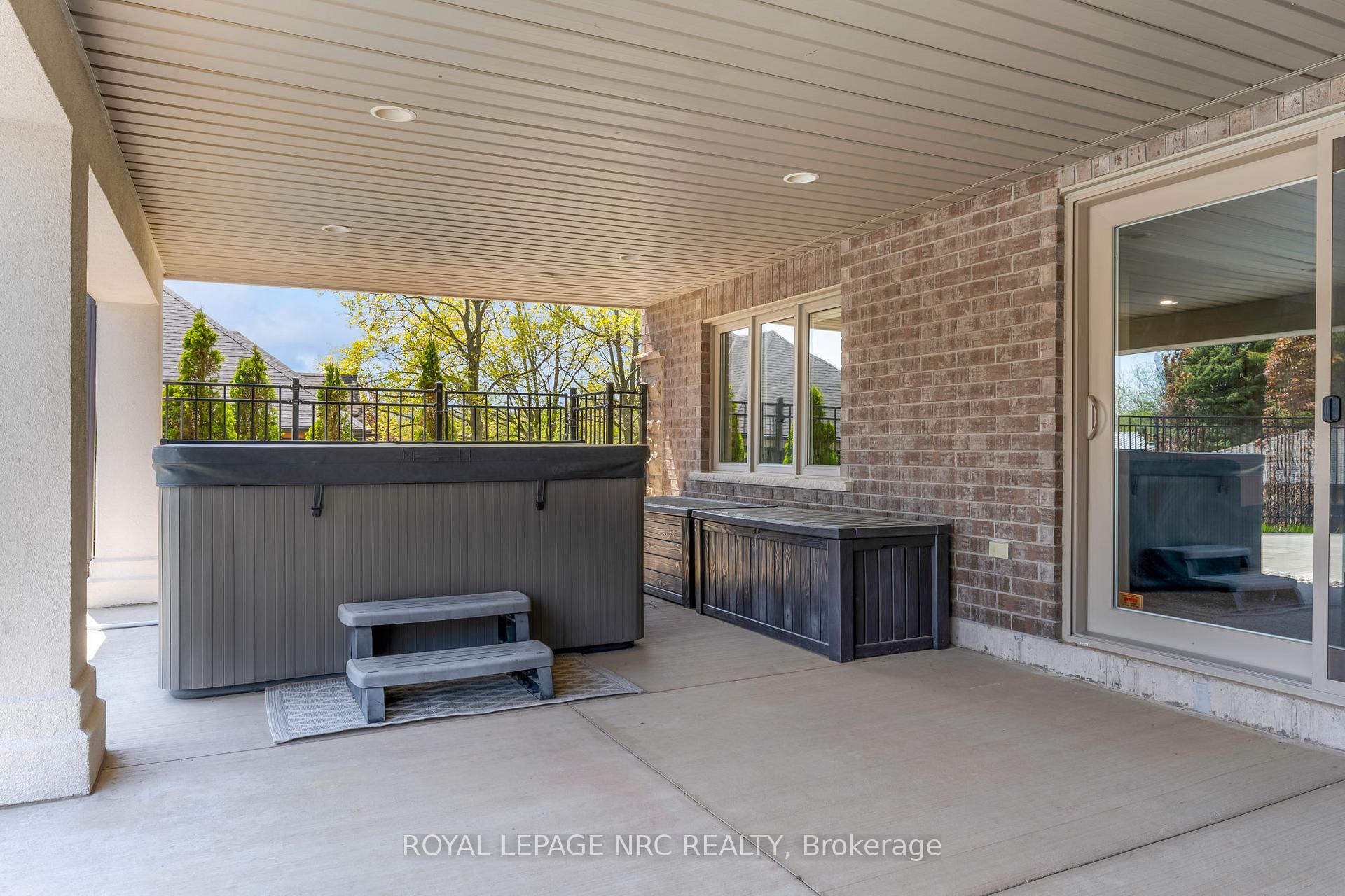 Photo 55 of 34 Marlene Stewart Drive, Pelham, Fonthill — HOMEH