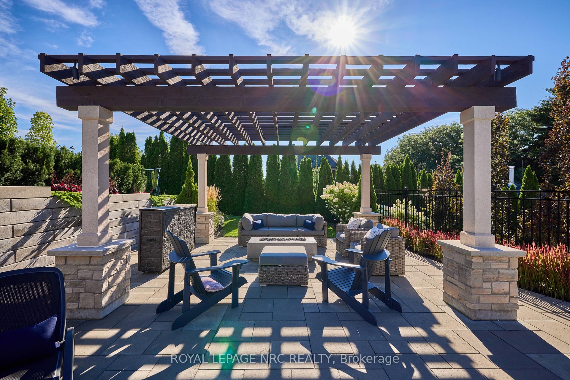 Photo 61 of 34 Marlene Stewart Drive, Pelham, Fonthill — HOMEH
