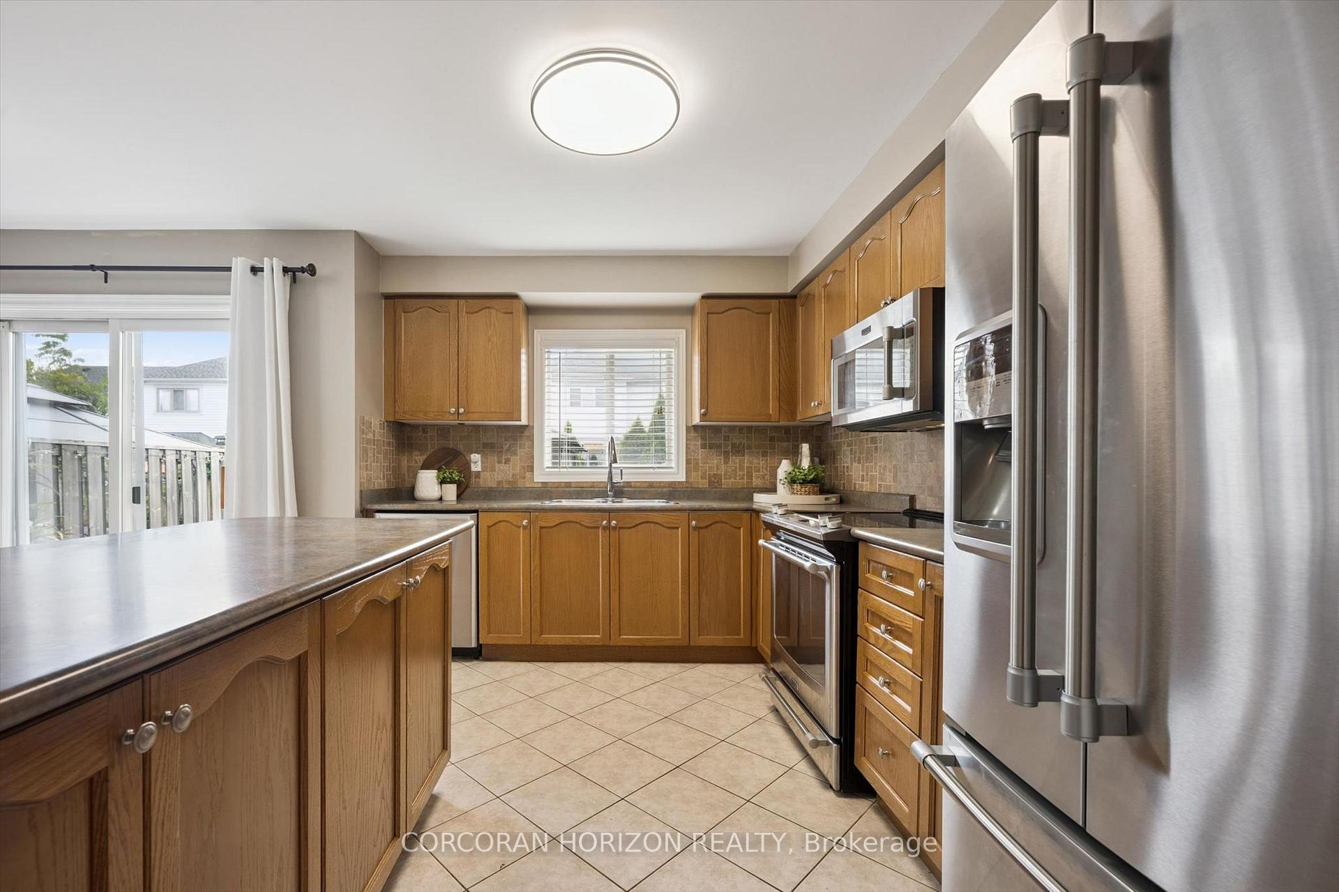 Photo 9 of Unit 4, 2970 Berwick Drive, Burlington, Rose — HOMEH