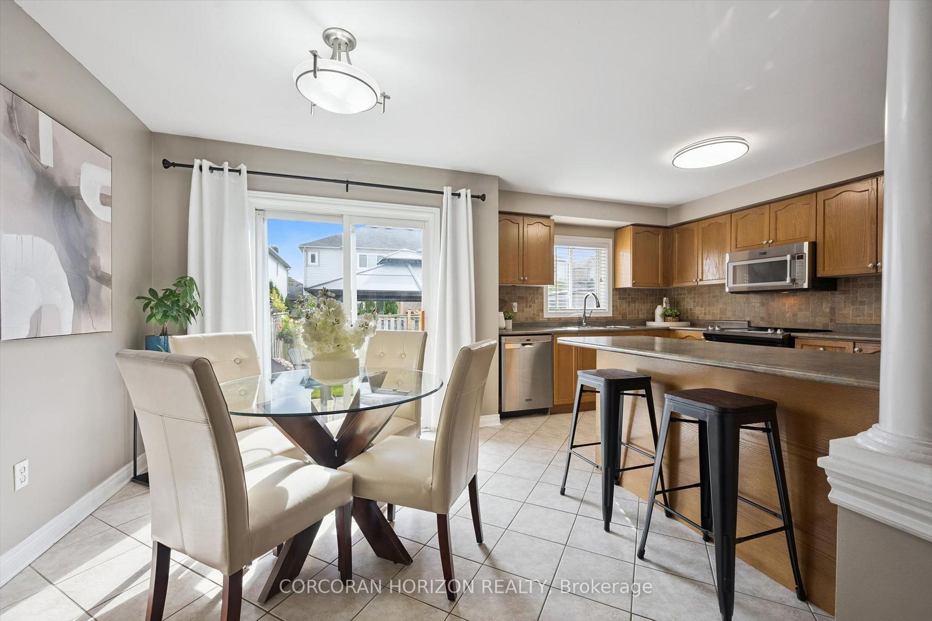 Photo 11 of Unit 4, 2970 Berwick Drive, Burlington, Rose — HOMEH