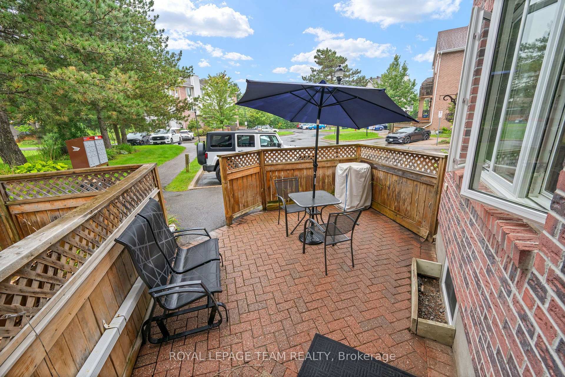 Photo 3 of Unit 12, 12-2 Stonebank Crescent, Ottawa, Westcliffe Estates — HOMEH