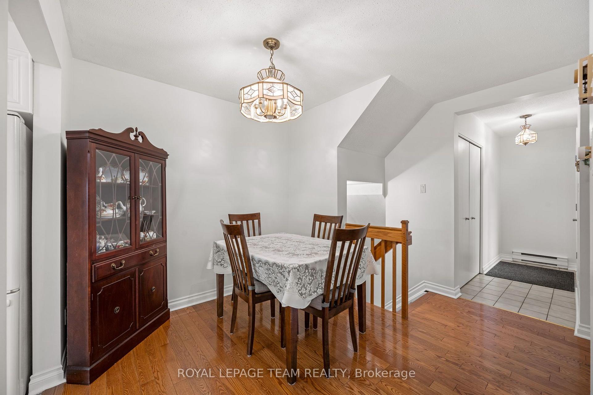 Photo 10 of Unit 12, 12-2 Stonebank Crescent, Ottawa, Westcliffe Estates — HOMEH