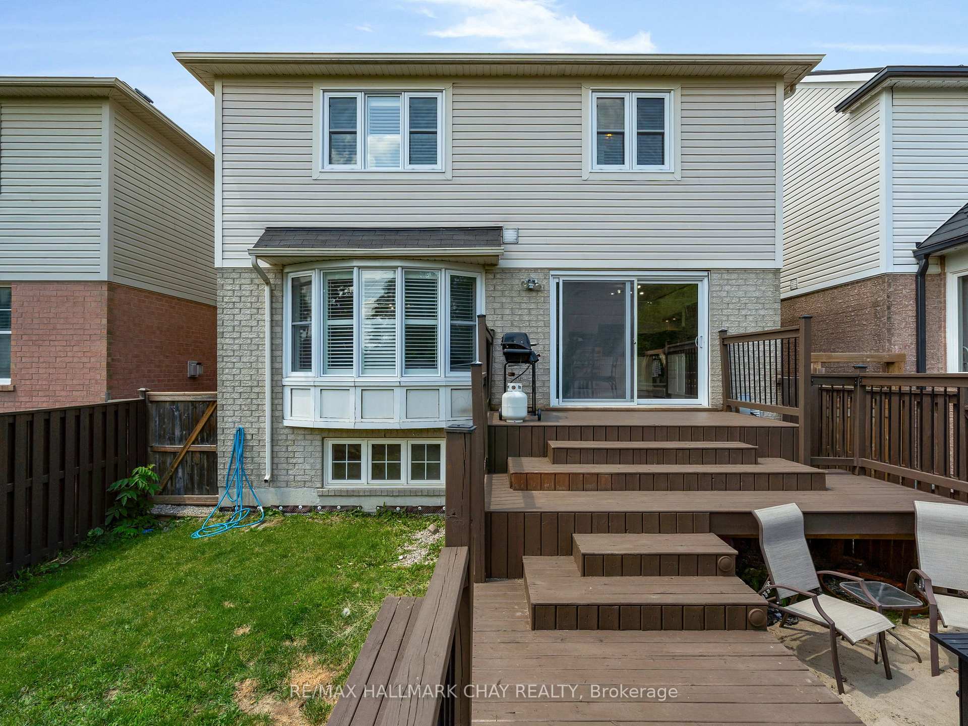 Photo 32 of 19 Callander Crescent, New Tecumseth, Alliston — HOMEH
