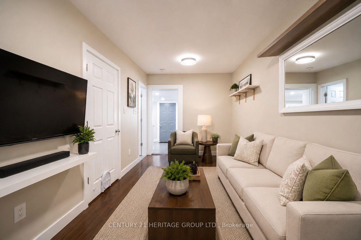 Photo 6 of 41 Biggar Avenue, Hamilton, North End — HOMEH