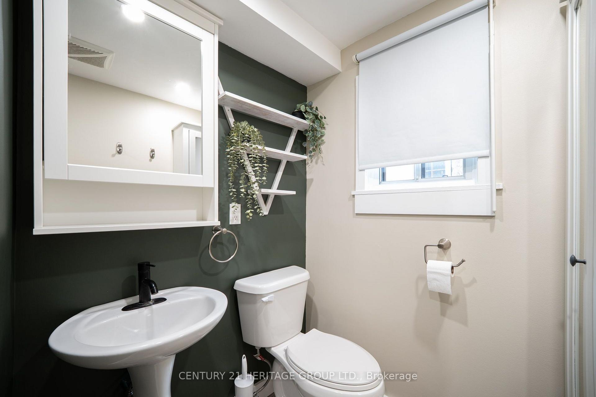Photo 16 of 41 Biggar Avenue, Hamilton, North End — HOMEH