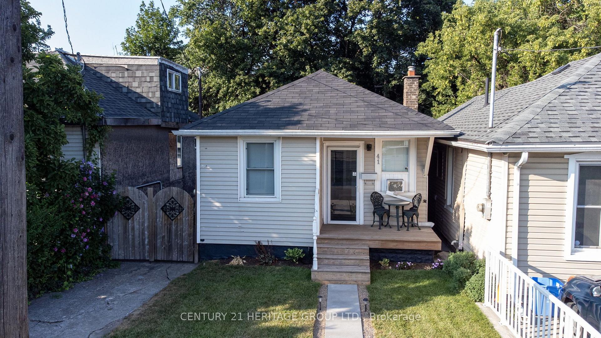 Photo 22 of 41 Biggar Avenue, Hamilton, North End — HOMEH
