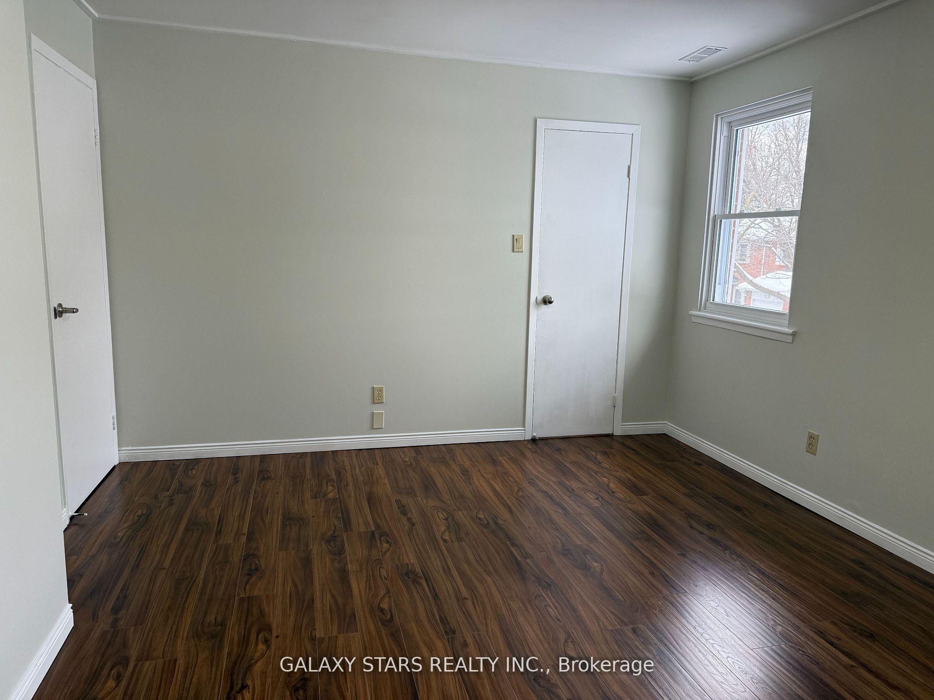 Photo 23 of 18 Norris Way, Markham, Thornhill — HOMEH