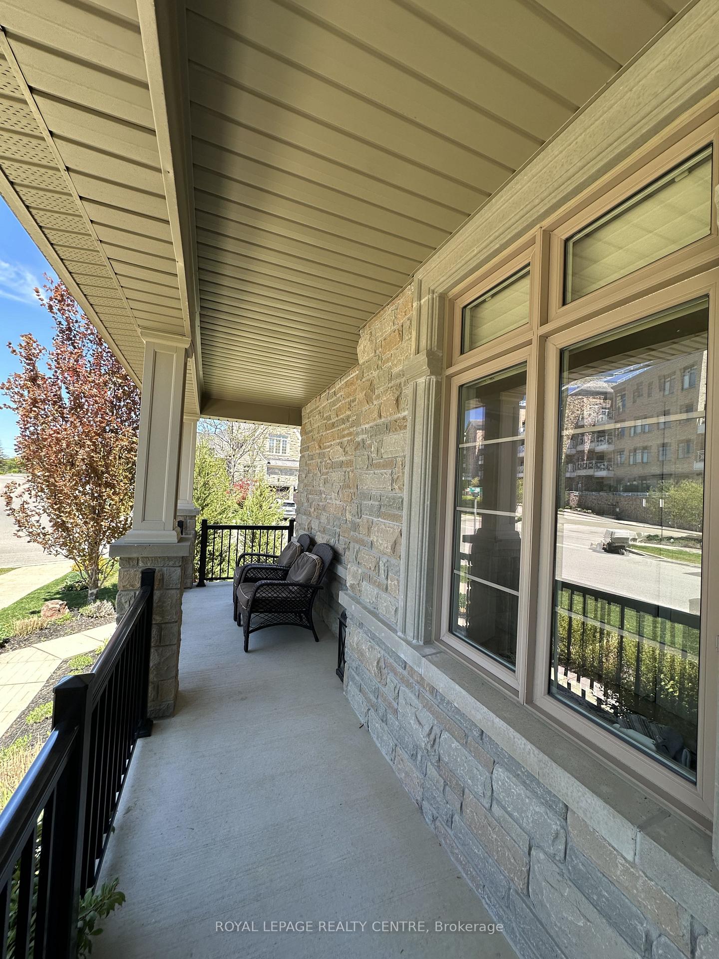 Photo 9 of 17 Bri Way, King, King City — HOMEH