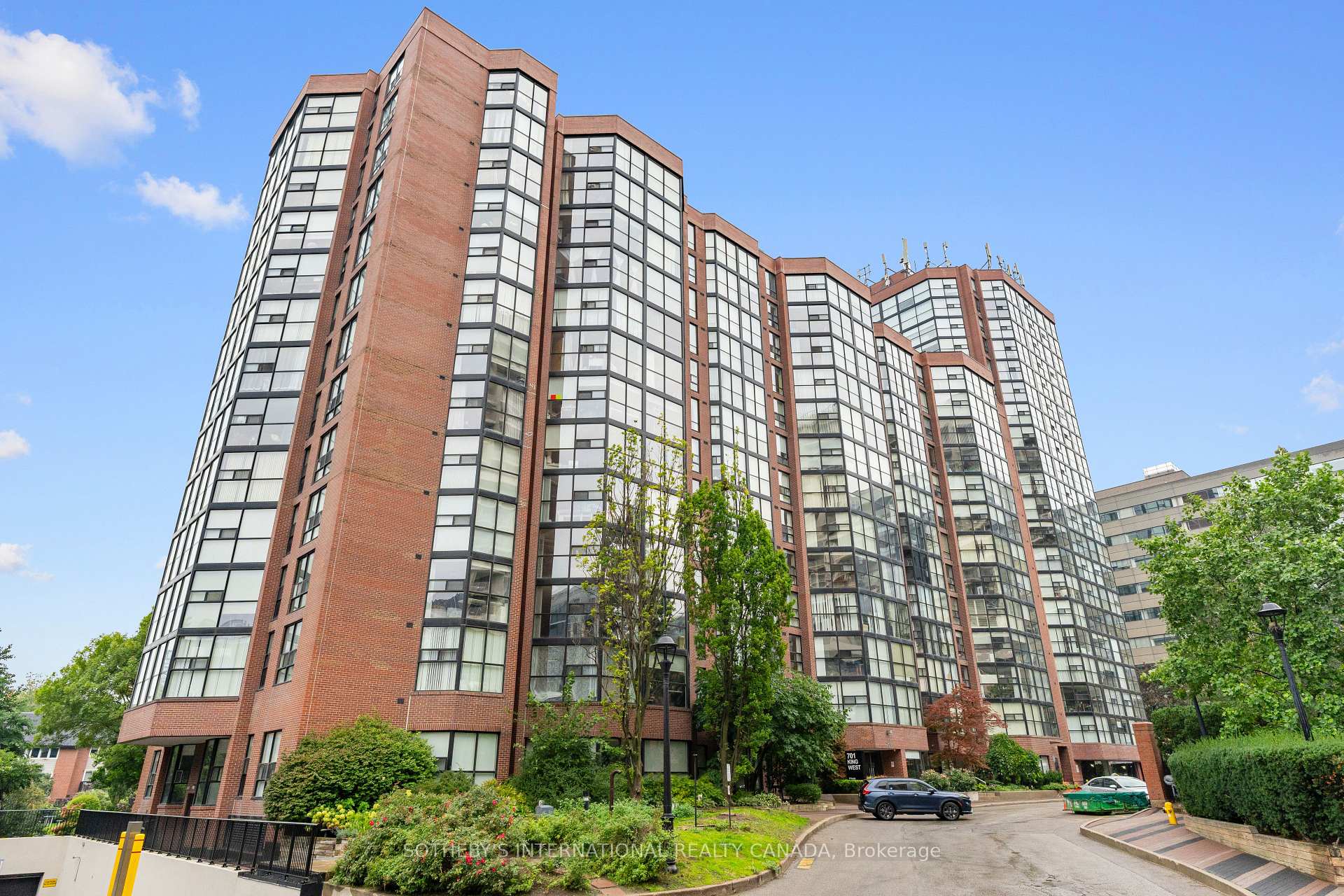 Photo 1 of Unit 105, 701 King Street, Toronto, Niagara — HOMEH