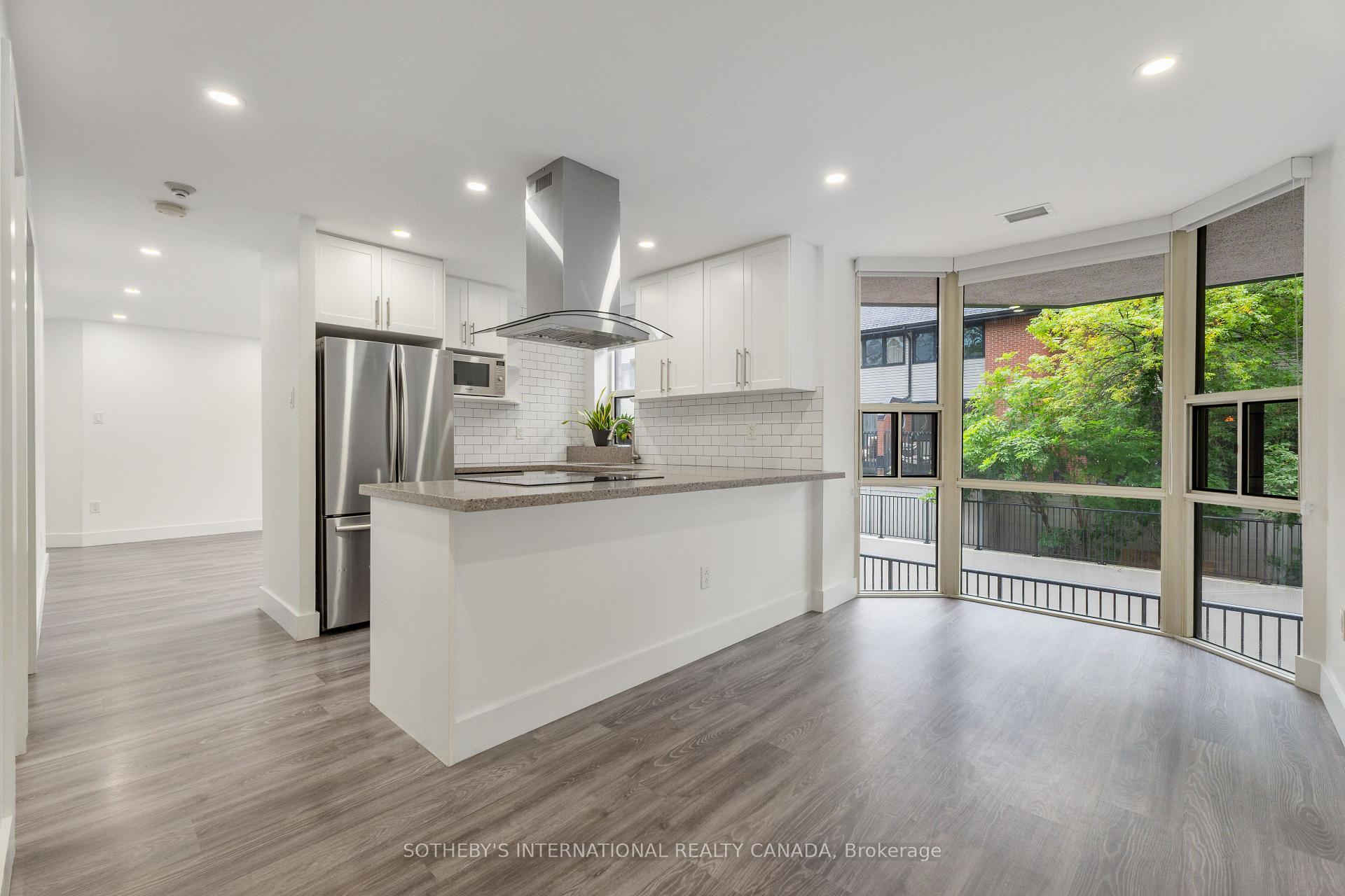 Photo 6 of Unit 105, 701 King Street, Toronto, Niagara — HOMEH
