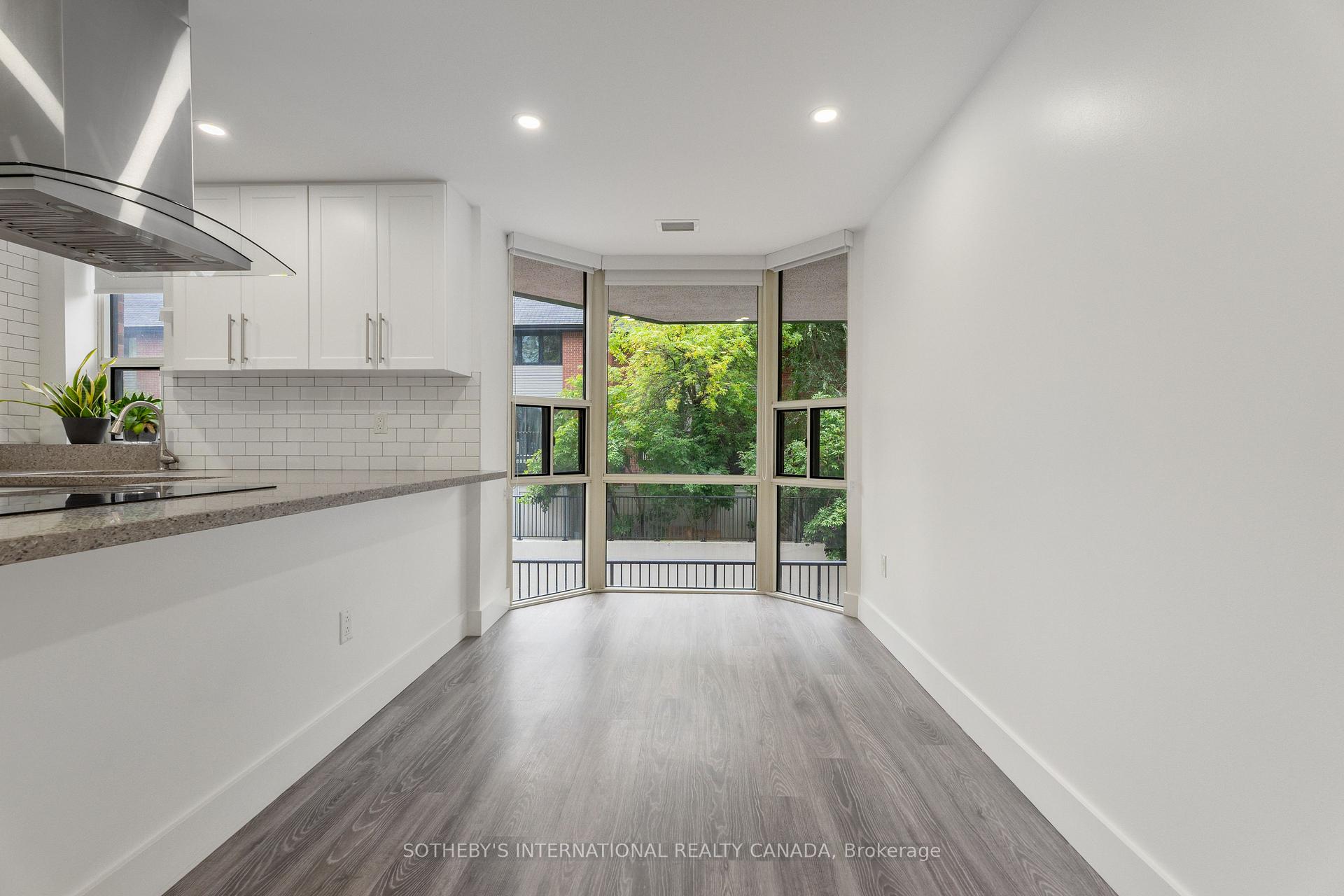 Photo 7 of Unit 105, 701 King Street, Toronto, Niagara — HOMEH