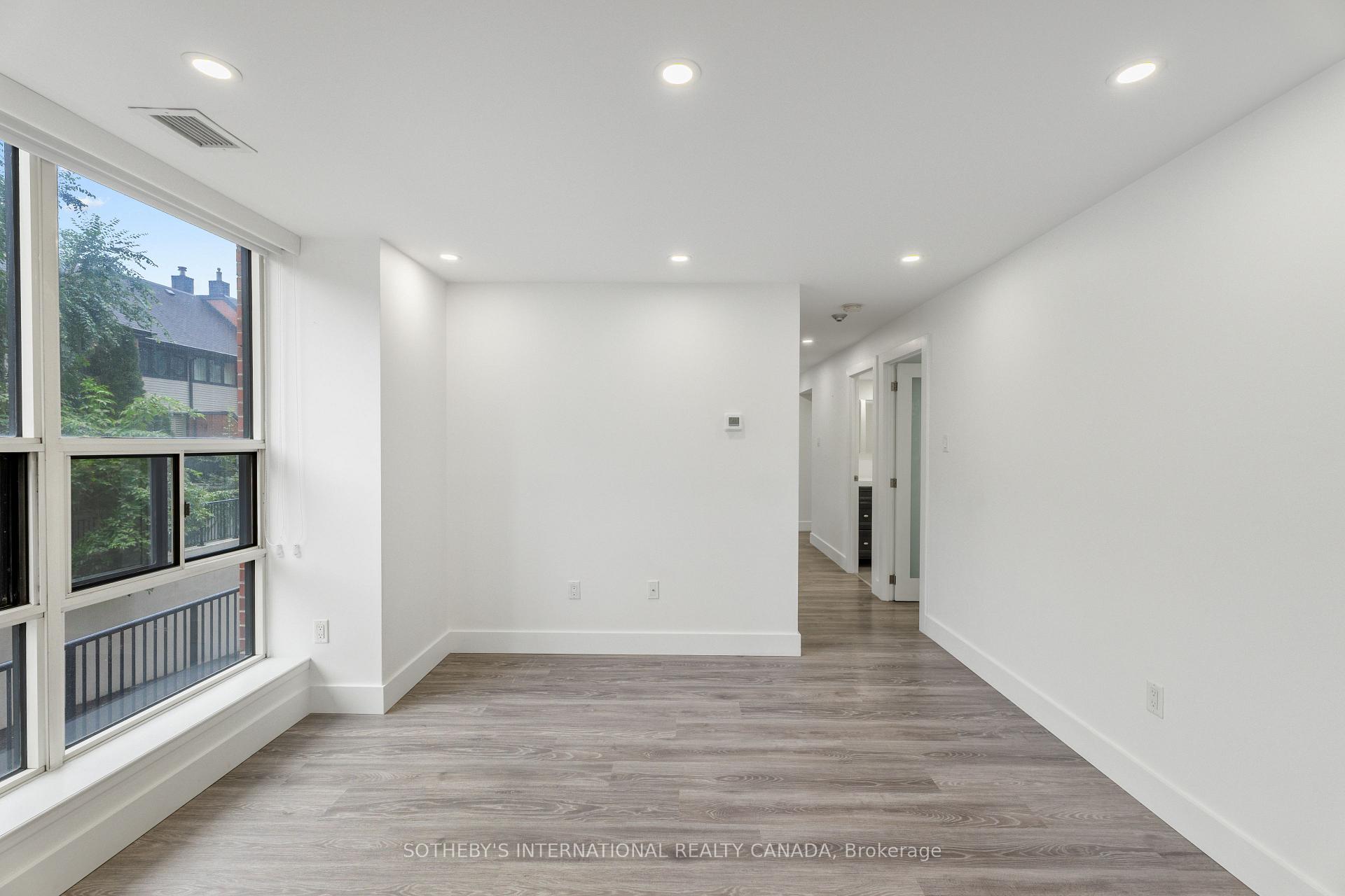Photo 14 of Unit 105, 701 King Street, Toronto, Niagara — HOMEH