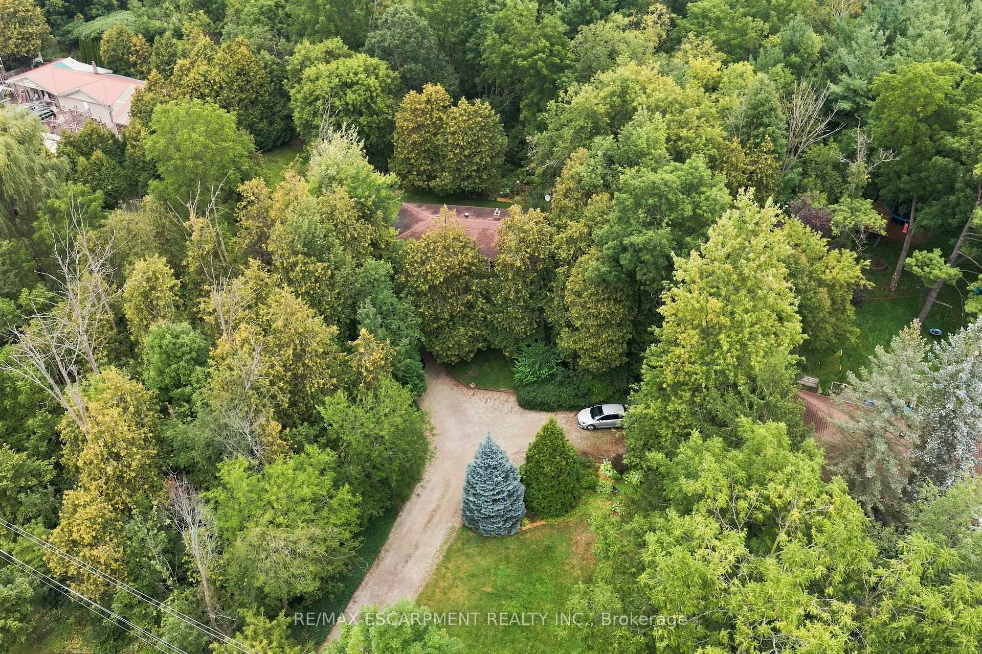 Photo 3 of 8553 Guelph Line, Milton, Campbellville — HOMEH