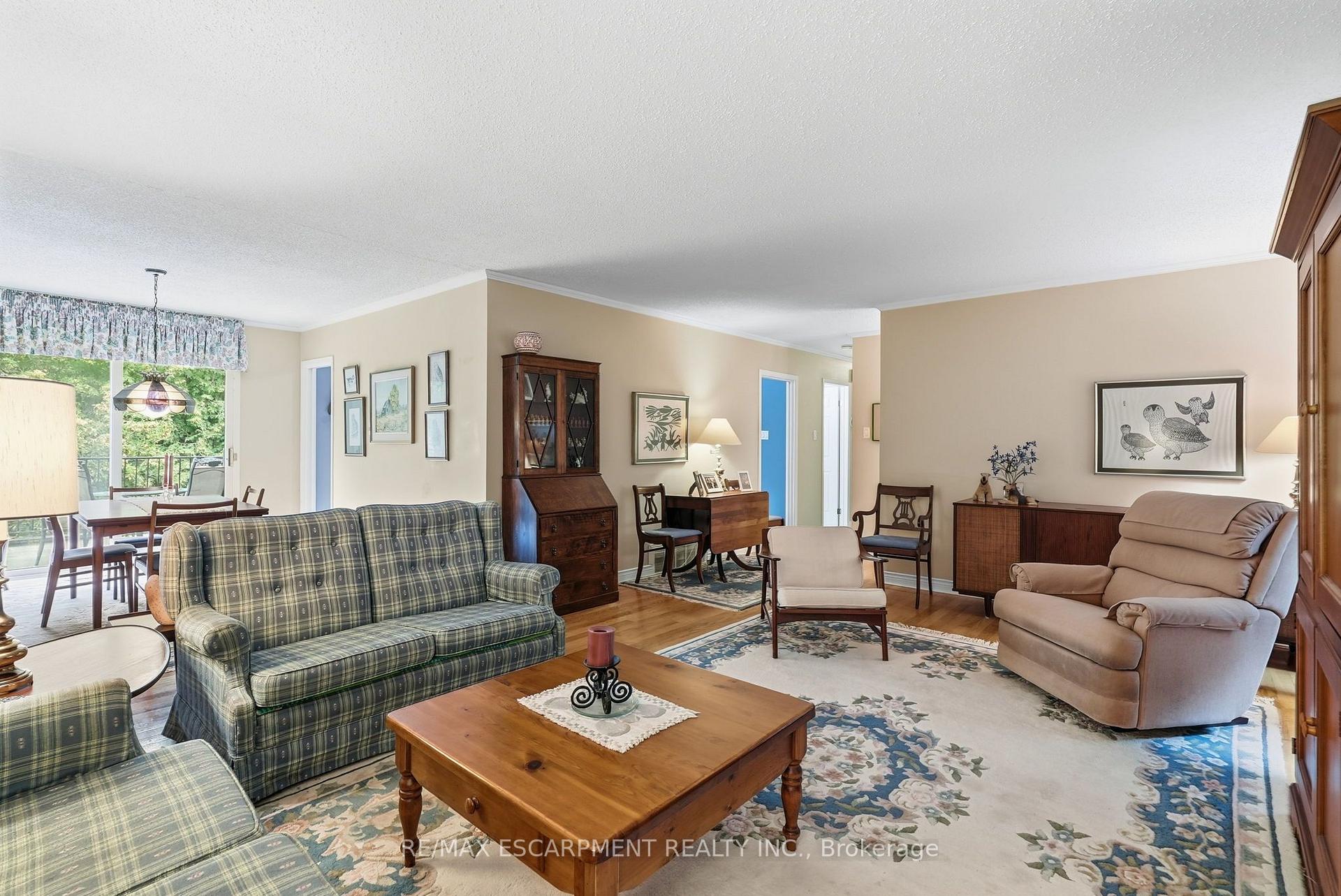 Photo 8 of 8553 Guelph Line, Milton, Campbellville — HOMEH