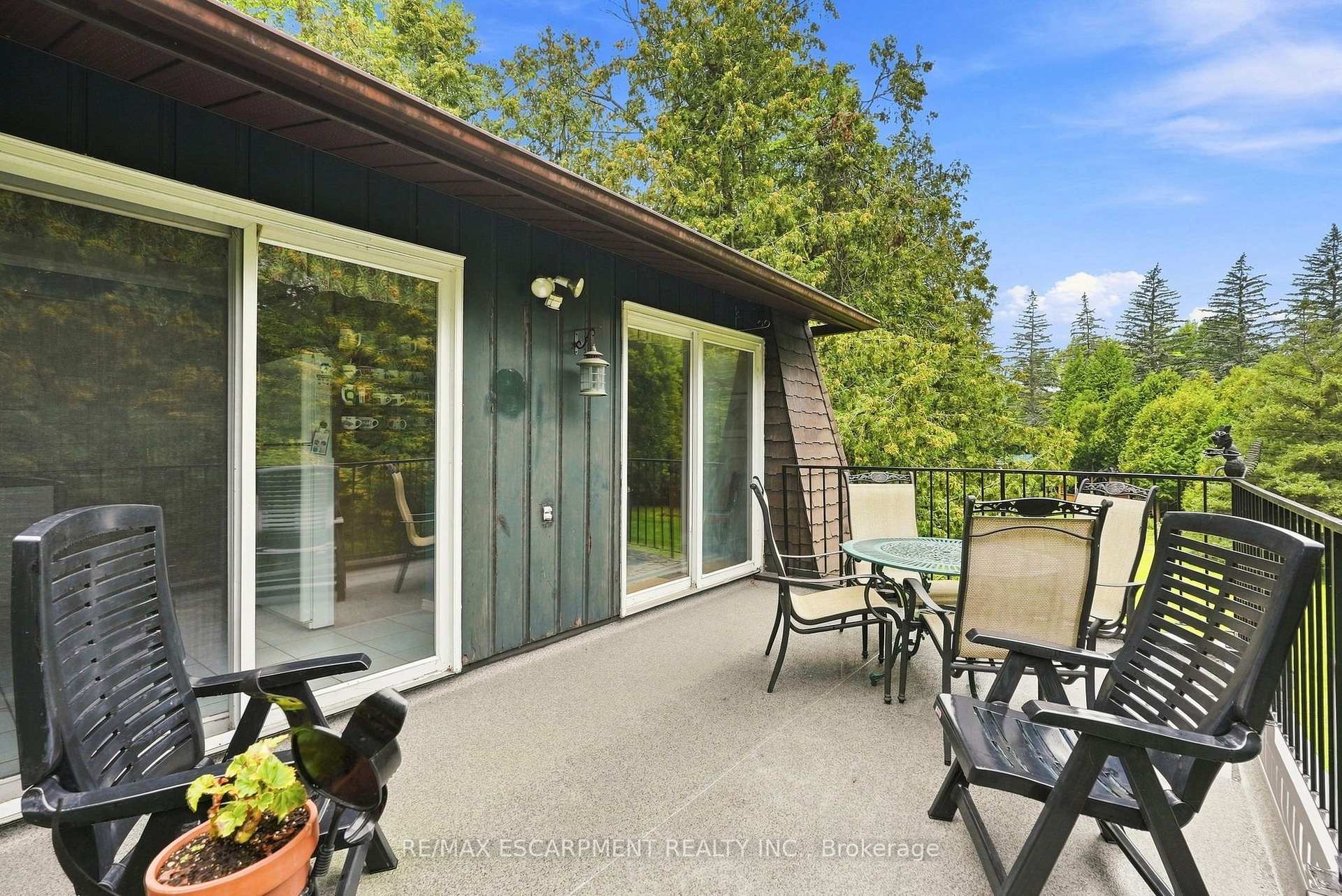 Photo 15 of 8553 Guelph Line, Milton, Campbellville — HOMEH