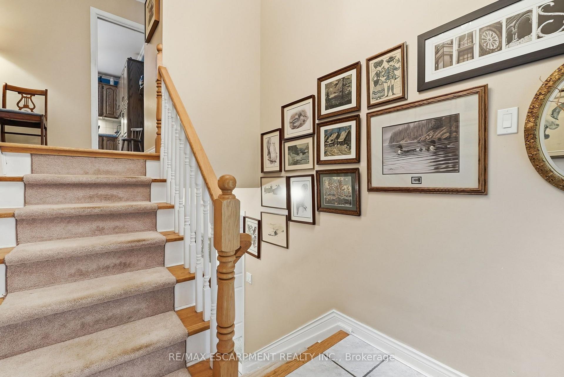 Photo 24 of 8553 Guelph Line, Milton, Campbellville — HOMEH
