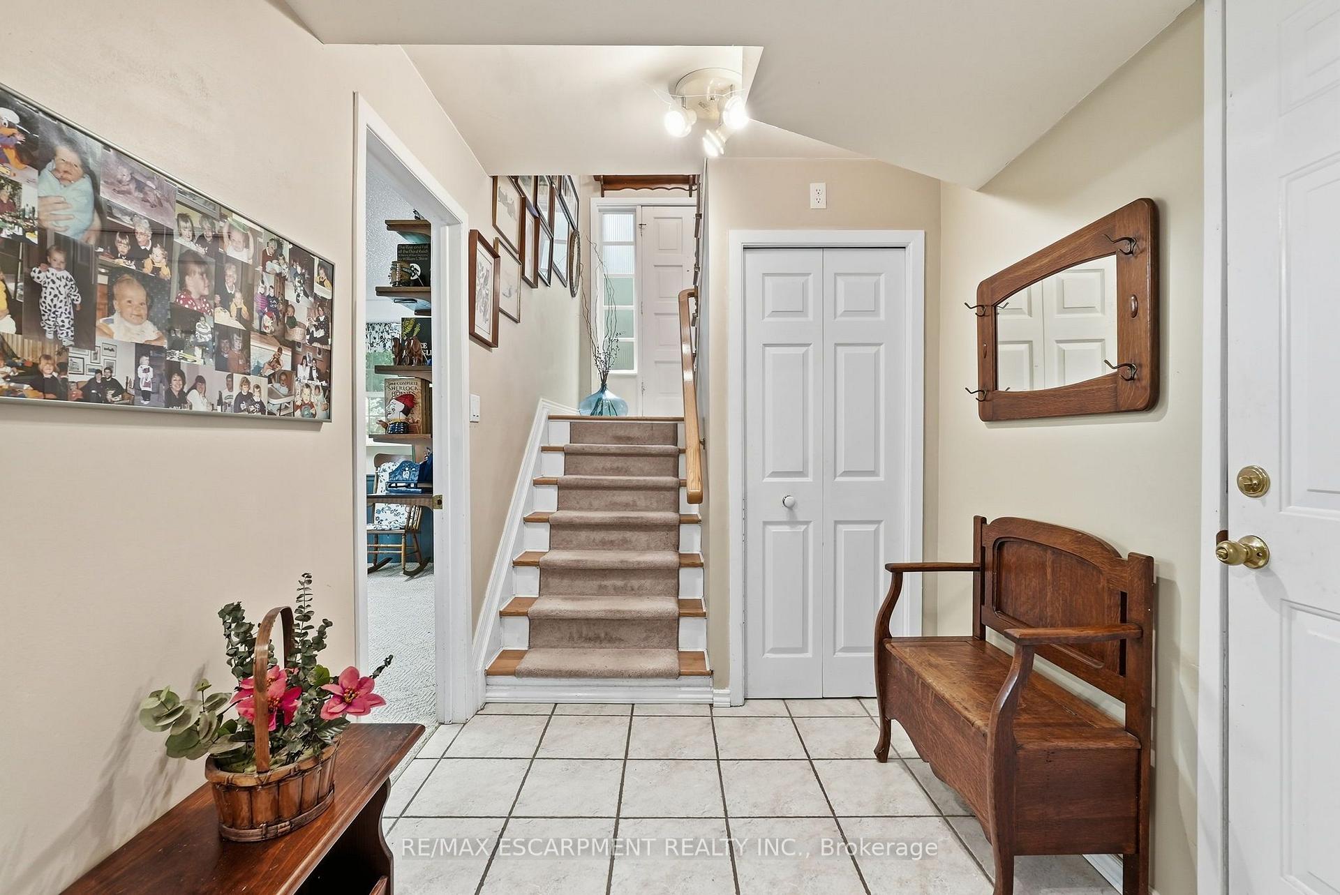 Photo 25 of 8553 Guelph Line, Milton, Campbellville — HOMEH
