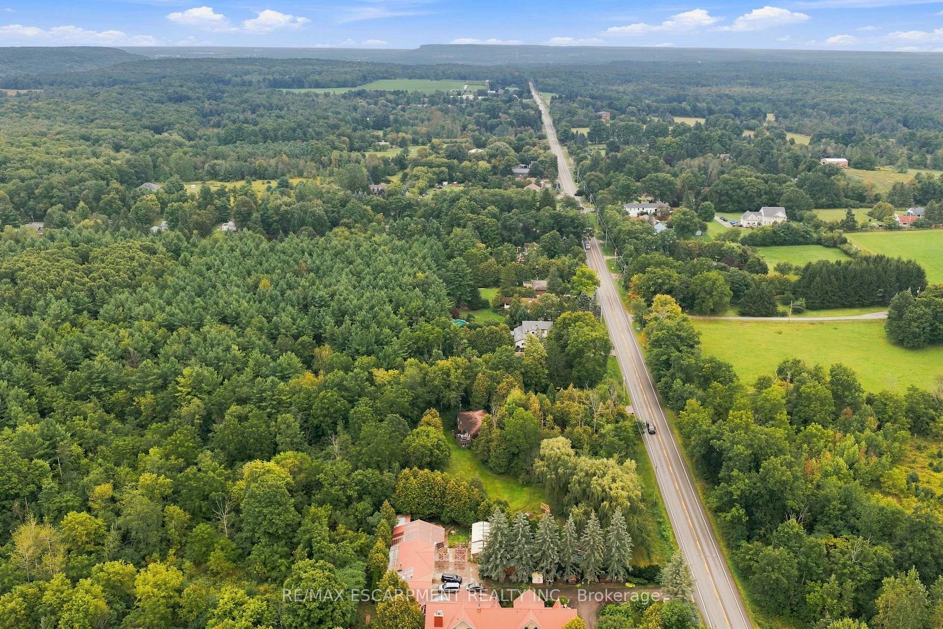 Photo 44 of 8553 Guelph Line, Milton, Campbellville — HOMEH