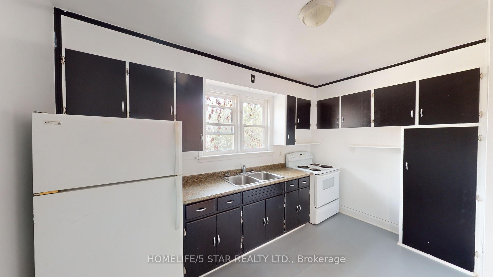 Photo 2 of 49 Earlsdale Avenue, Toronto, Oakwood Village — HOMEH