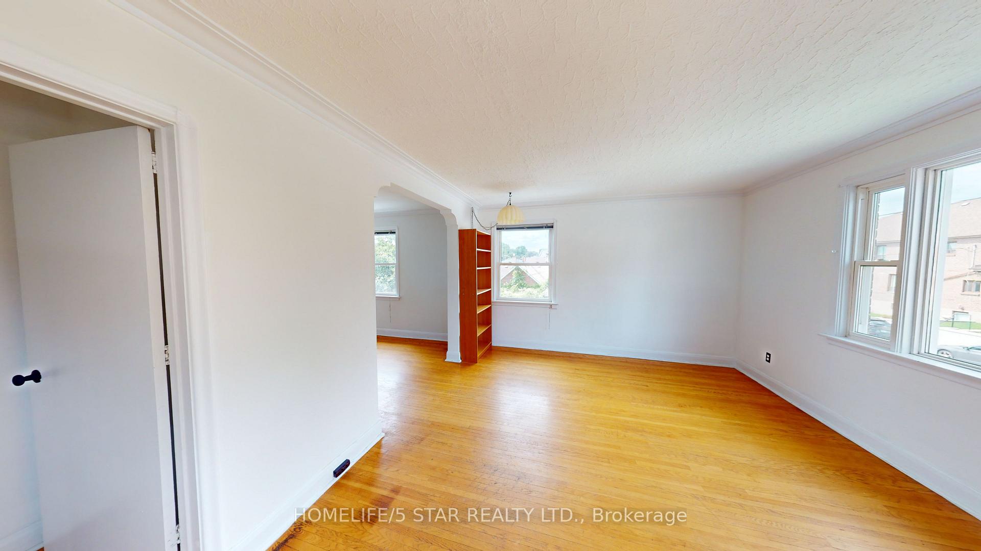 Photo 7 of 49 Earlsdale Avenue, Toronto, Oakwood Village — HOMEH
