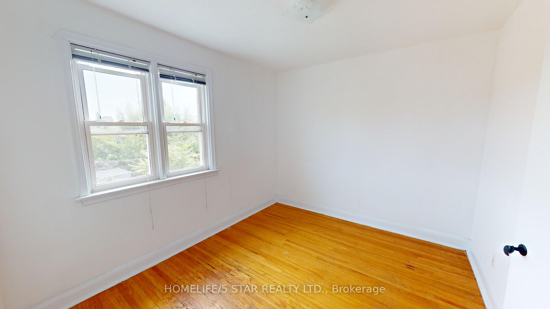 Photo 13 of 49 Earlsdale Avenue, Toronto, Oakwood Village — HOMEH