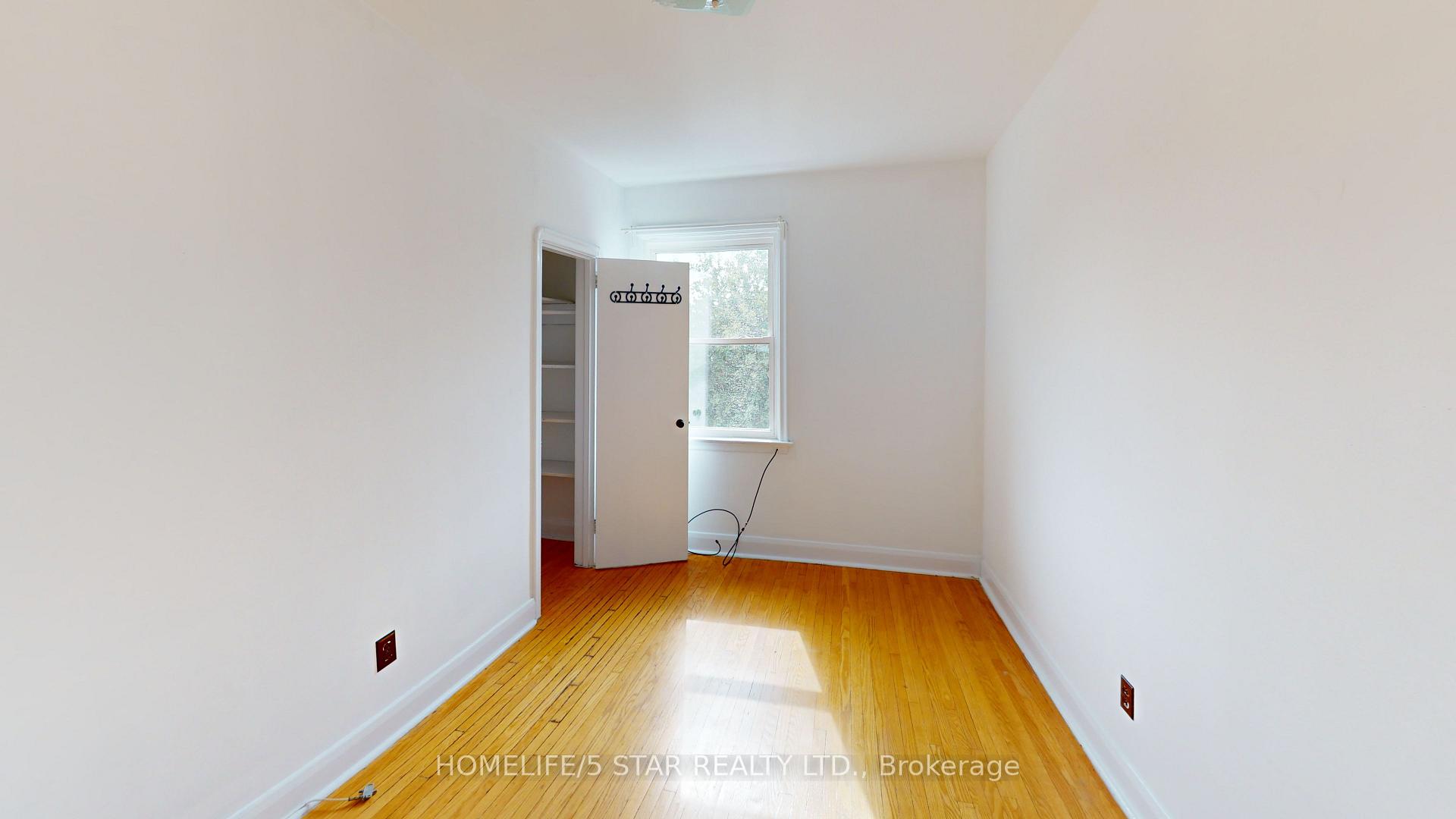 Photo 15 of 49 Earlsdale Avenue, Toronto, Oakwood Village — HOMEH
