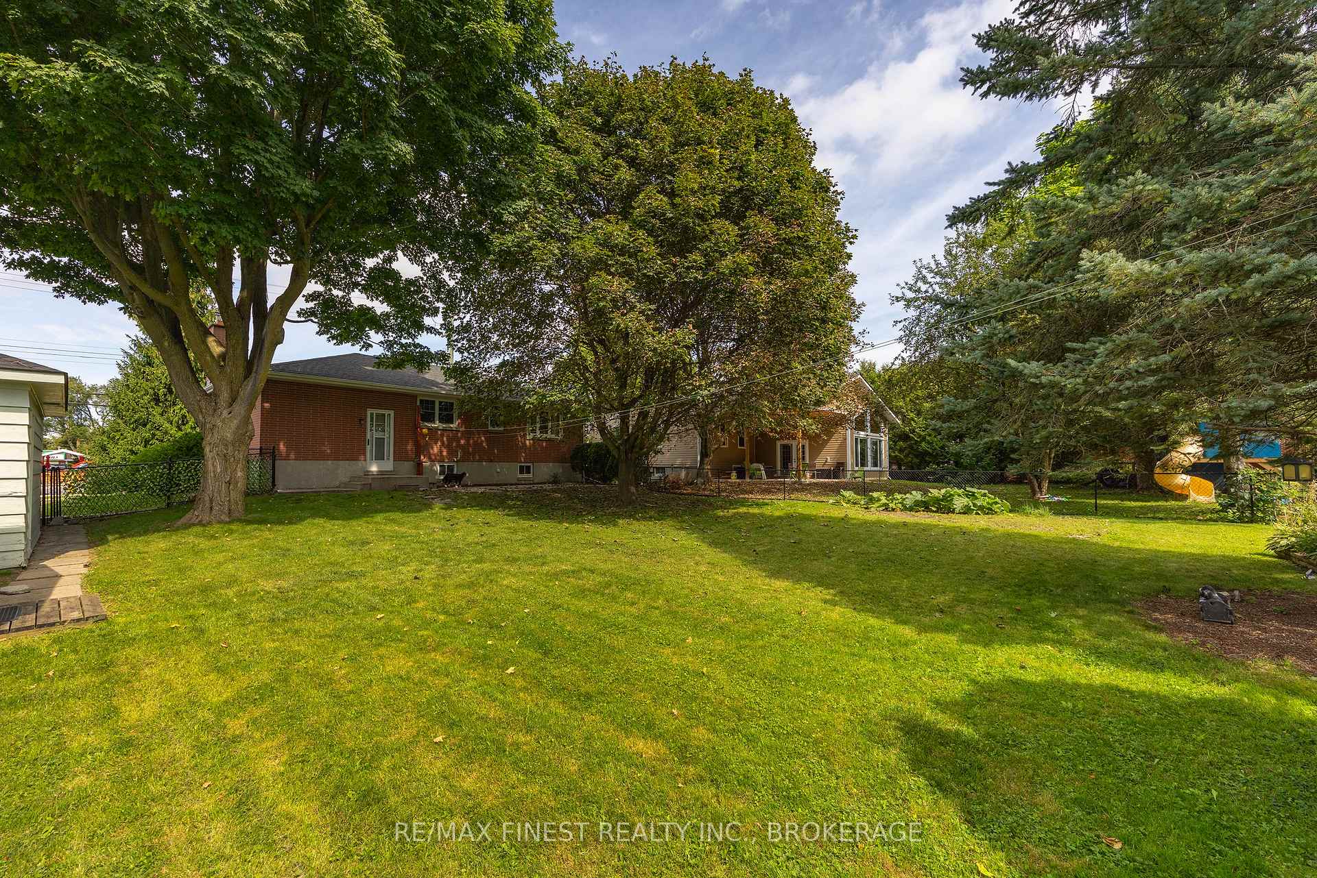 Photo 11 of 721 Front Road, Kingston, City Southwest — HOMEH
