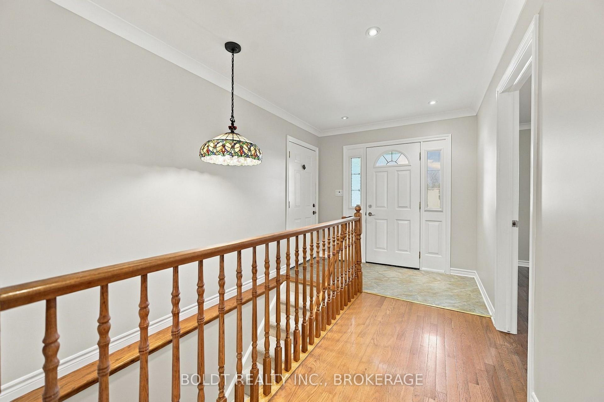 Photo 7 of 255 Sullivan Avenue, Thorold, Confederation Heights — HOMEH