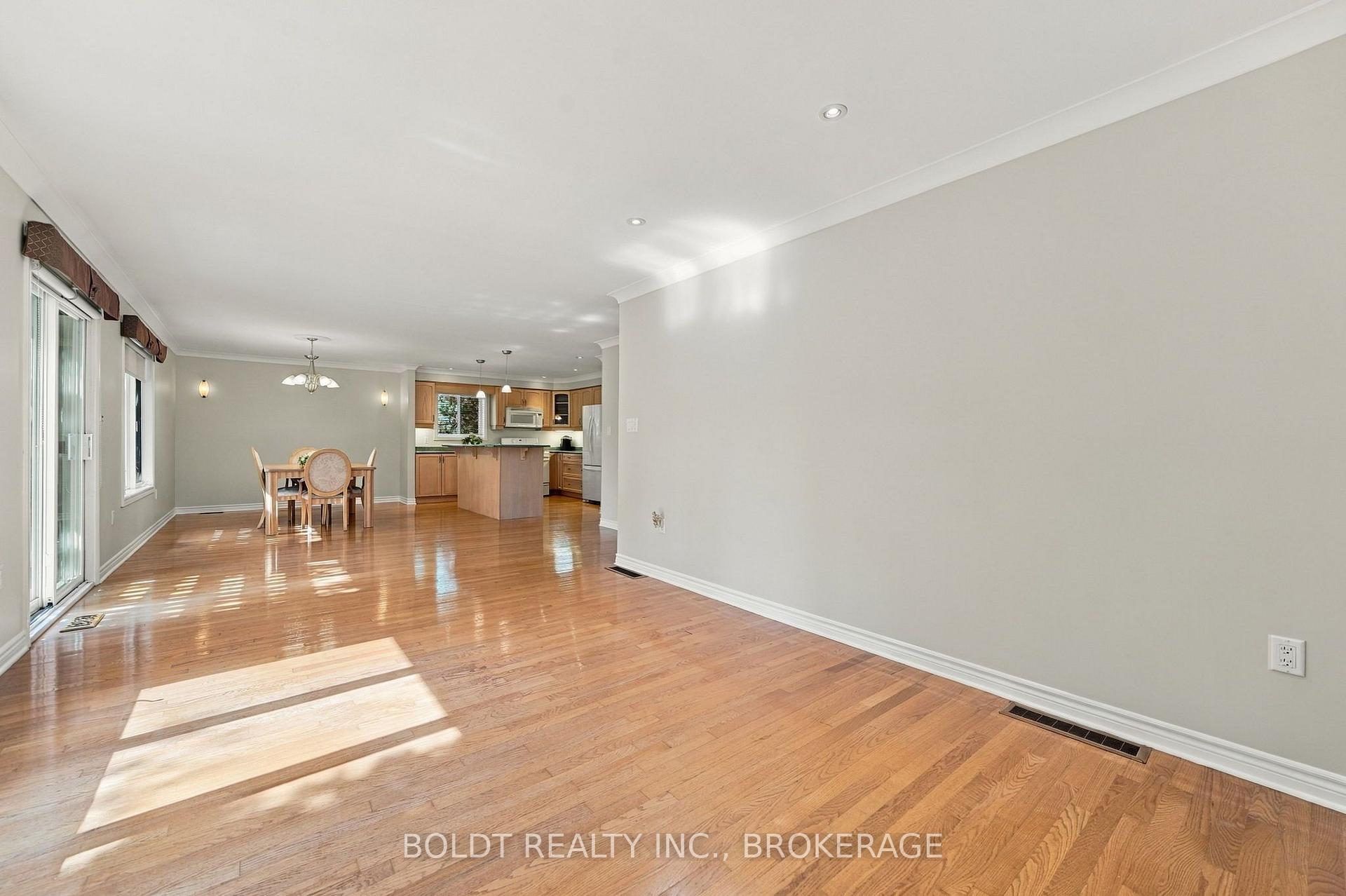 Photo 13 of 255 Sullivan Avenue, Thorold, Confederation Heights — HOMEH