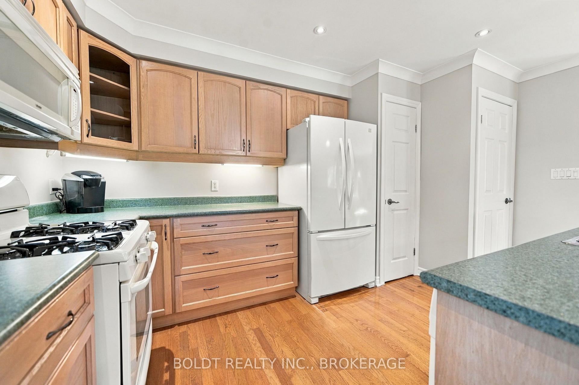 Photo 17 of 255 Sullivan Avenue, Thorold, Confederation Heights — HOMEH