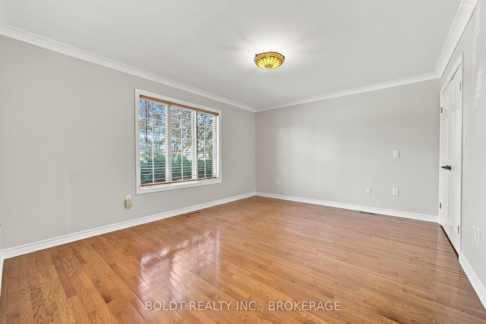 Photo 20 of 255 Sullivan Avenue, Thorold, Confederation Heights — HOMEH