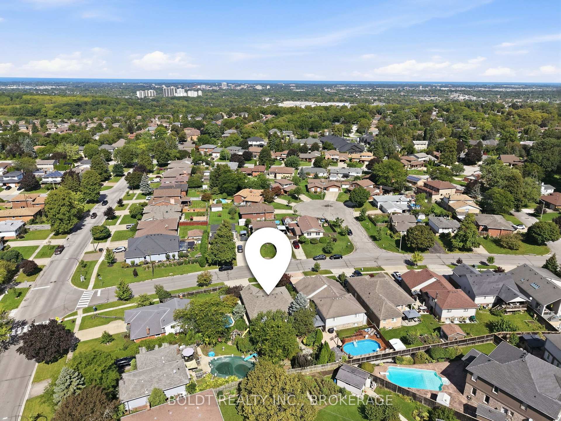 Photo 43 of 255 Sullivan Avenue, Thorold, Confederation Heights — HOMEH