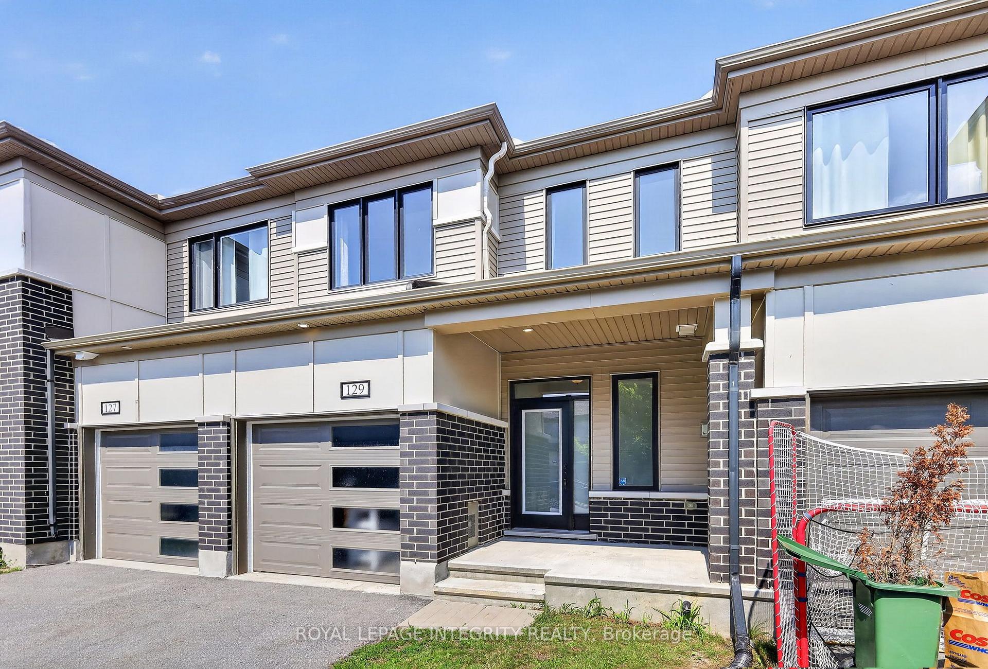 Photo 2 of 129 Umbra Place, Ottawa, Barrhaven - Half Moon Bay — HOMEH