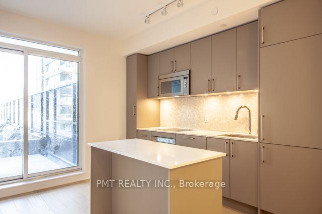 Photo 6 of Unit 706, 88 Cumberland Street, Toronto, The Annex — HOMEH