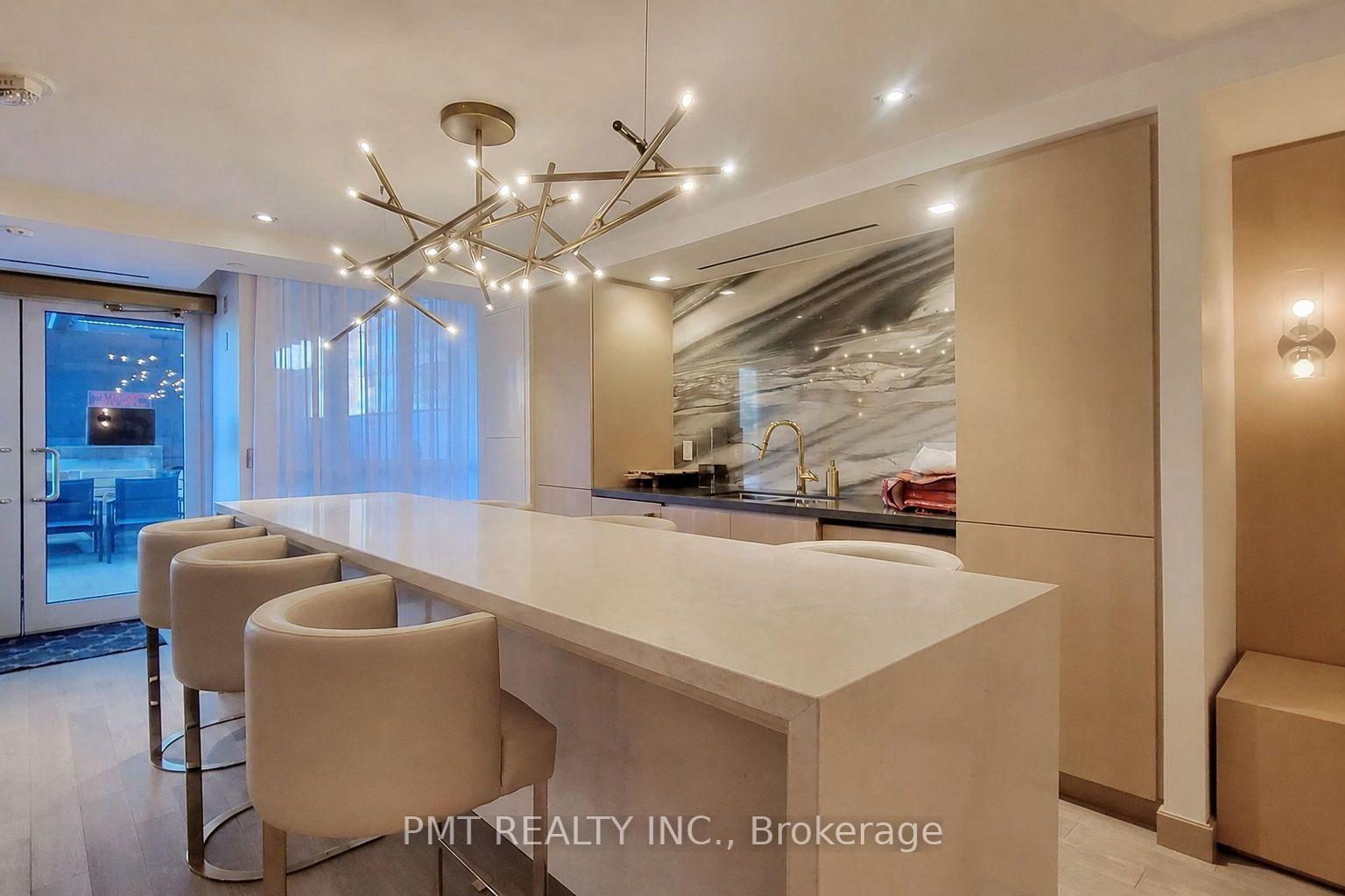 Photo 17 of Unit 706, 88 Cumberland Street, Toronto, The Annex — HOMEH