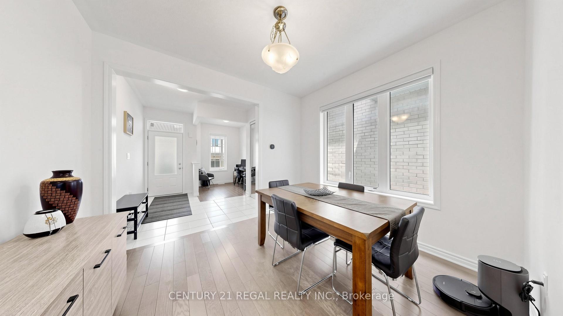 Photo 10 of 1403 Longspur Trail, Pickering, Rural Pickering — HOMEH