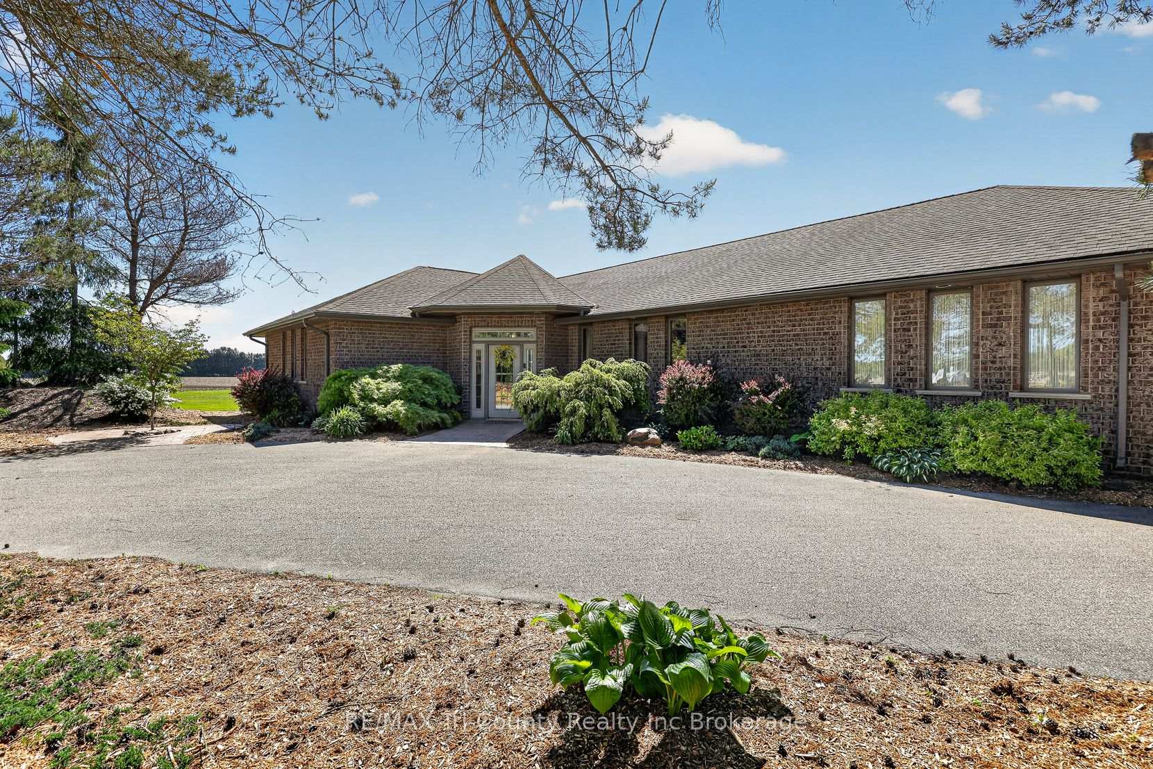 Photo 6 of 57009 Heritage Line, Bayham, Rural Bayham — HOMEH
