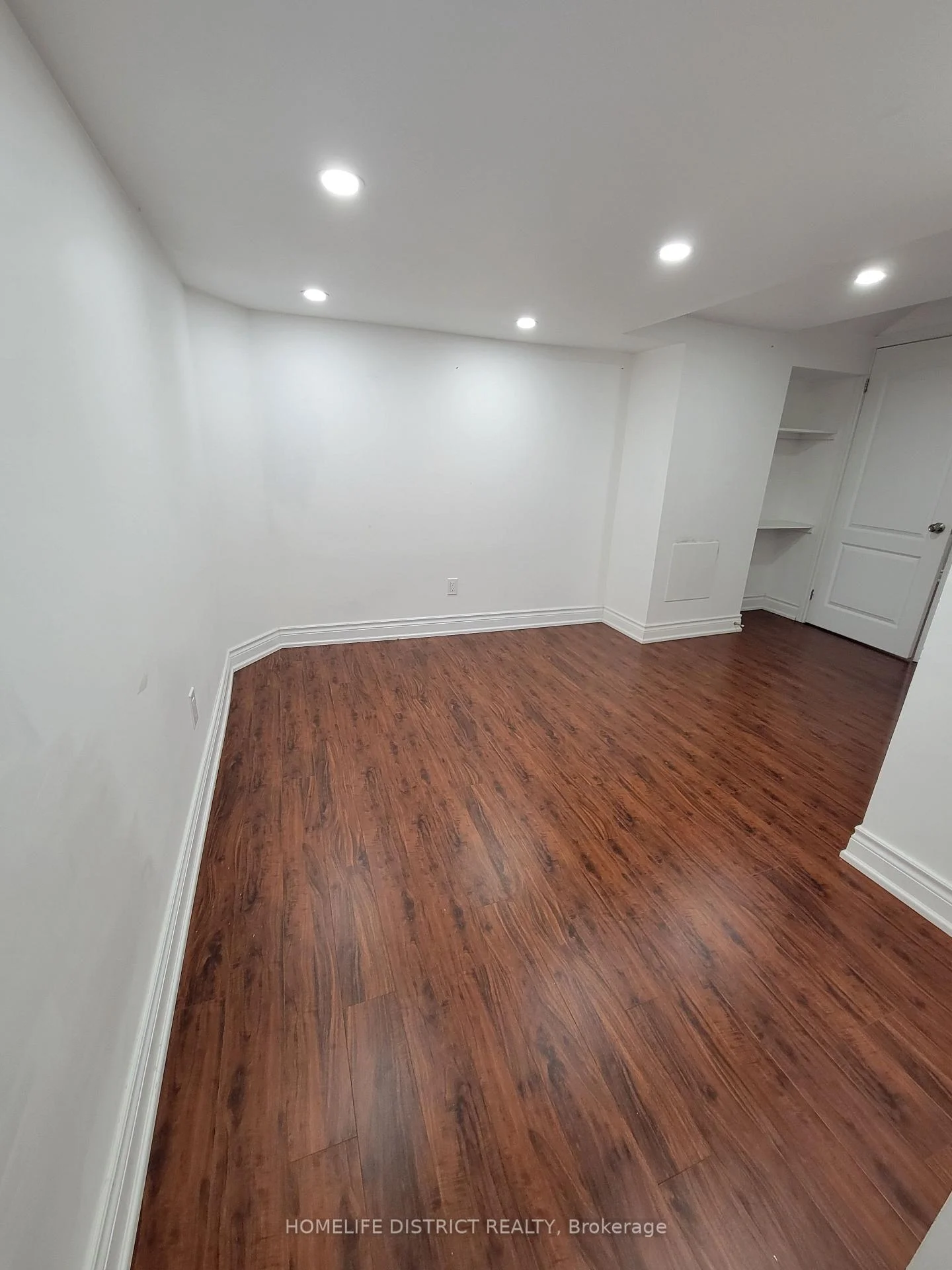 Photo 9 of 1 Netherway Crescent, Ajax, Northwest Ajax — HOMEH